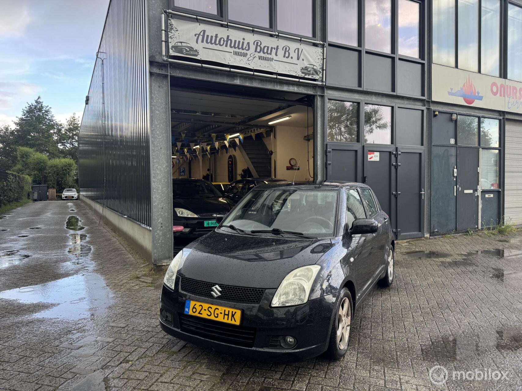 Foto van SUZUKI SWIFT