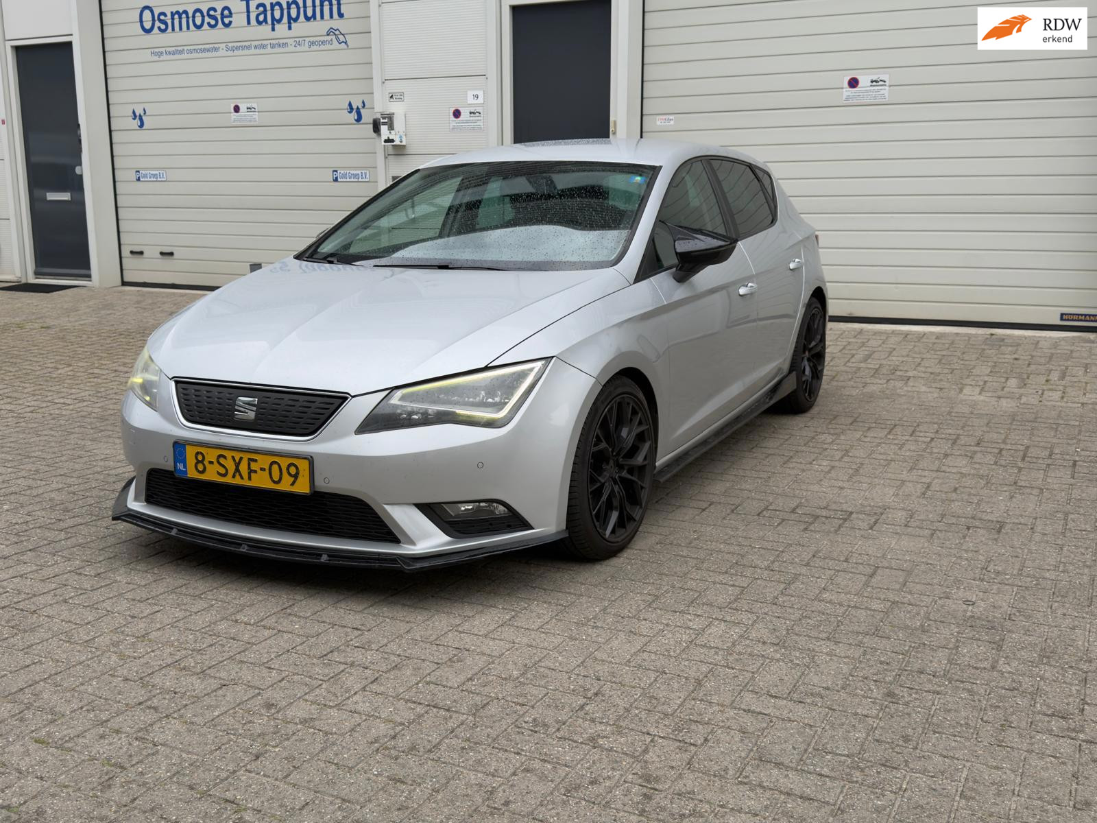 Seat Leon 1.6 TDI Limited Edition III LED-Navi-Inklapbare Spiegels 2014 - voorkant