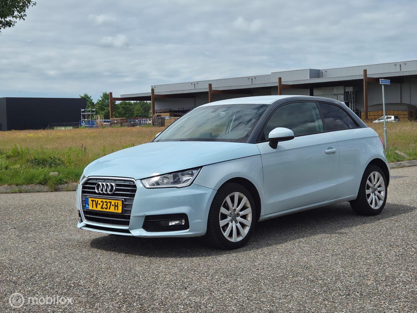 Audi A1 1.2 TFSI Pro Line S Airco / Stoelverwarming / Navi 2012 - voorkant