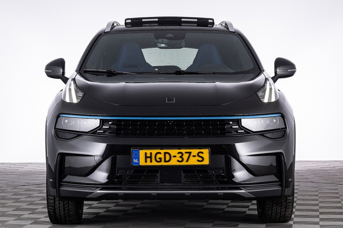 Foto van Lynk&co LYNK & Co 01