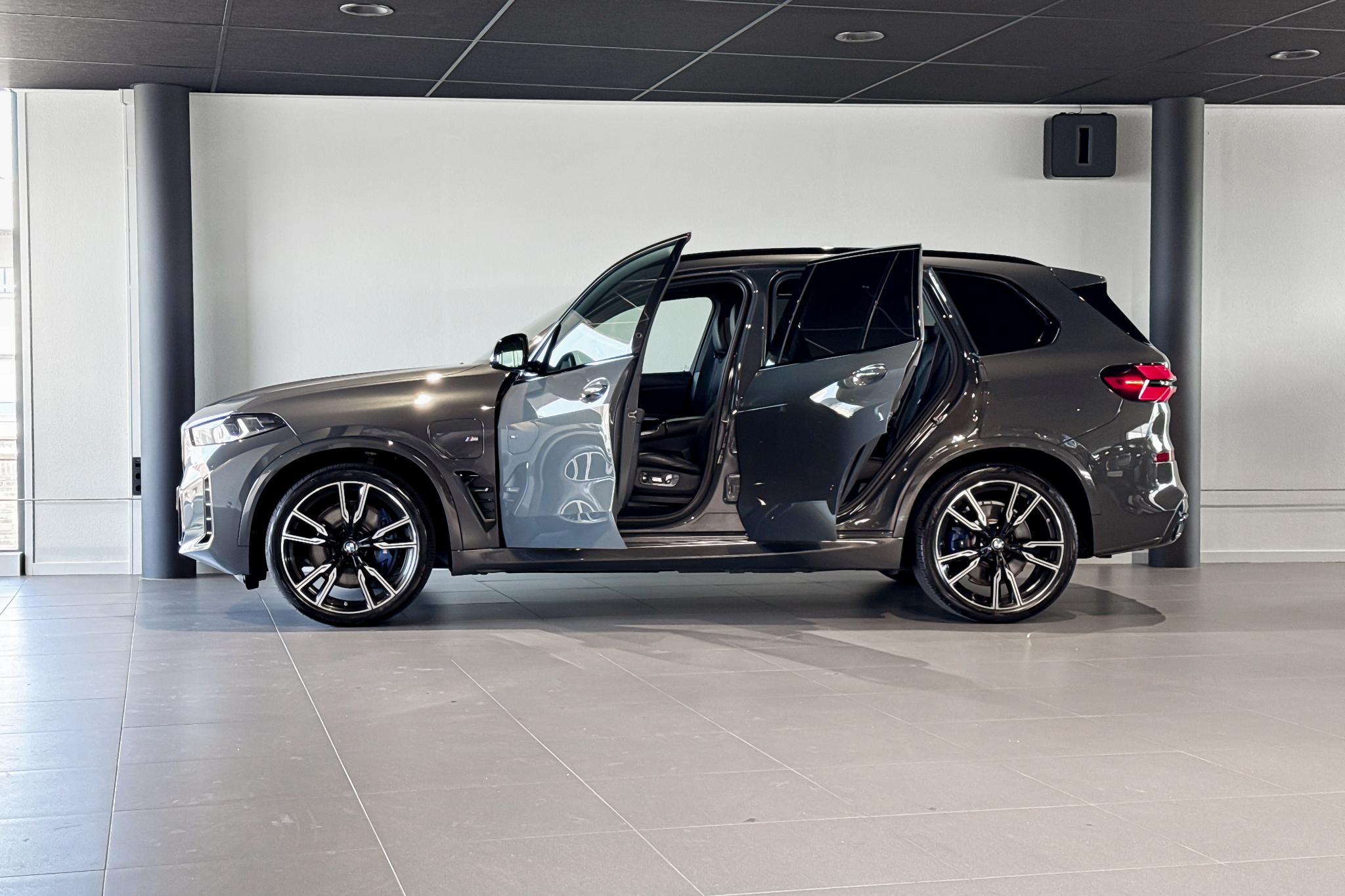 Foto van BMW X5 Xdrive50e