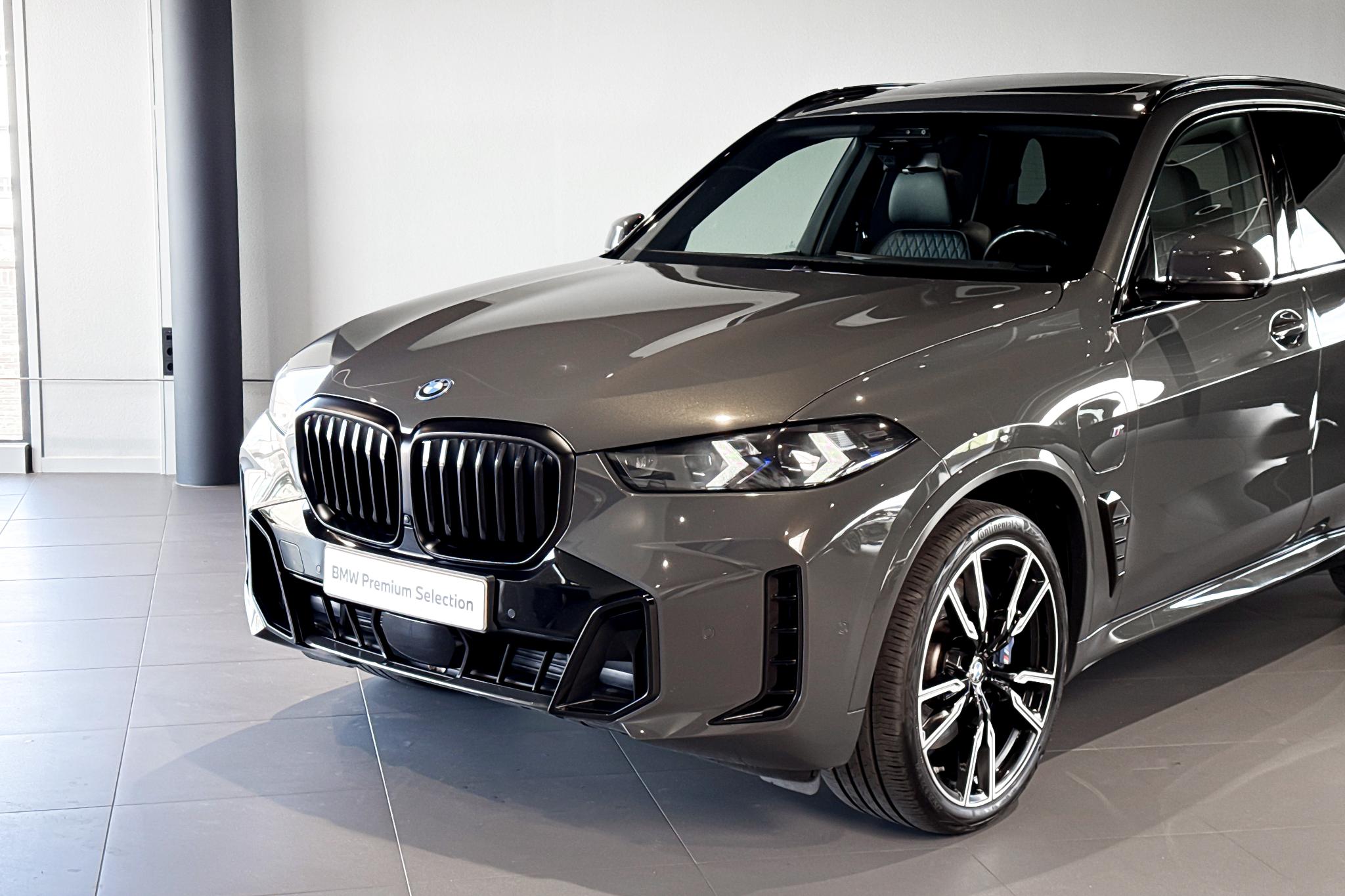 Foto van BMW X5 Xdrive50e