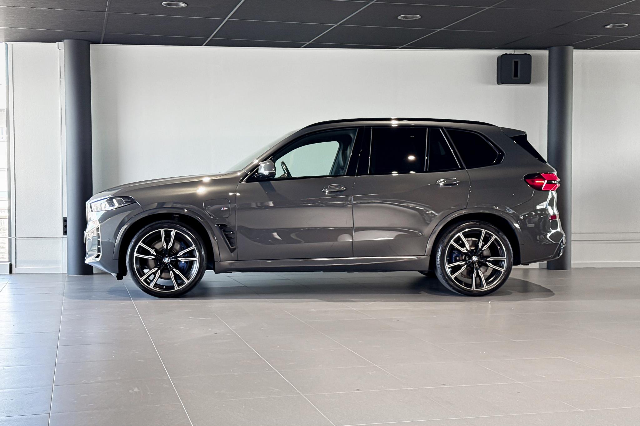 Foto van BMW X5 Xdrive50e