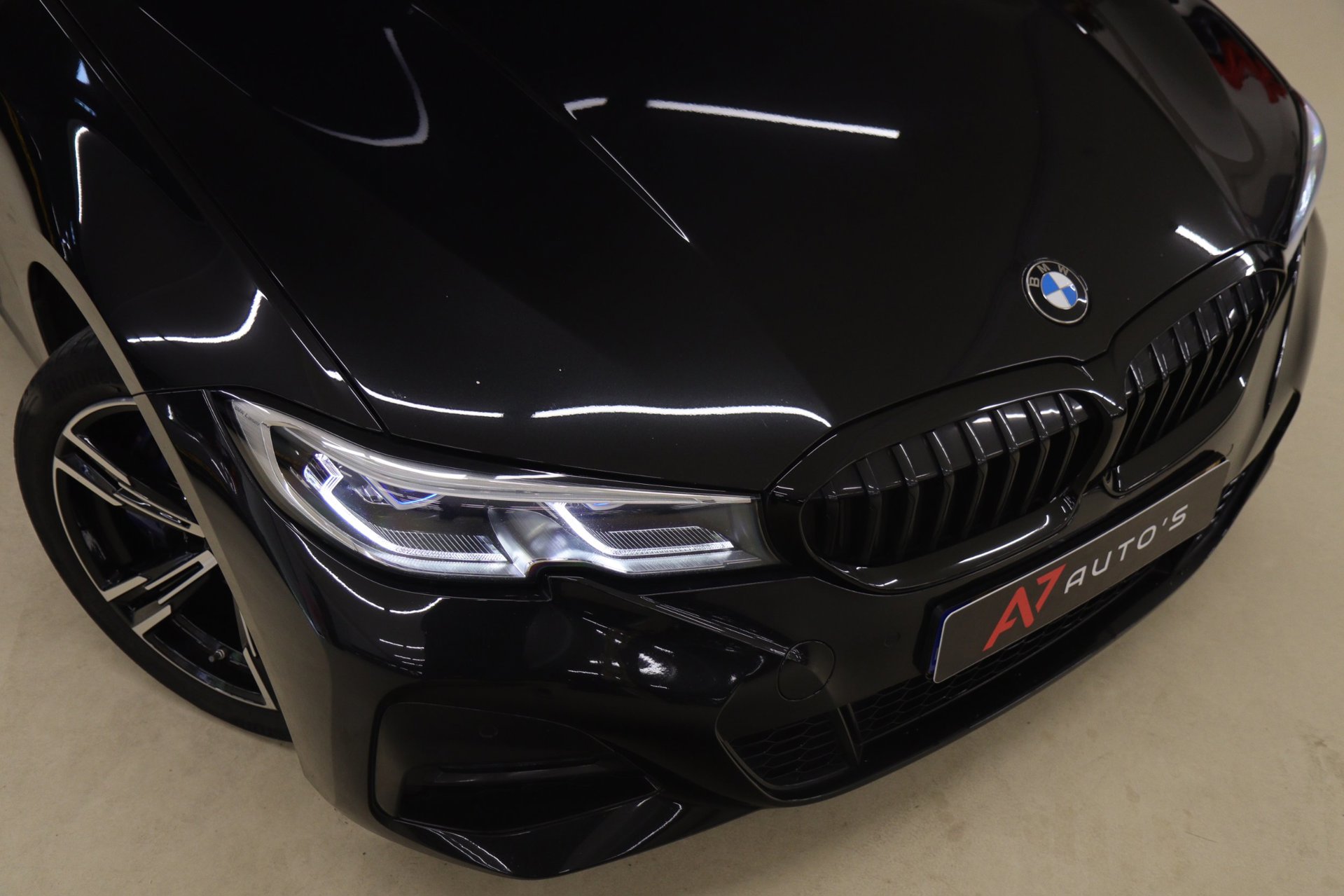 Foto van BMW 330i