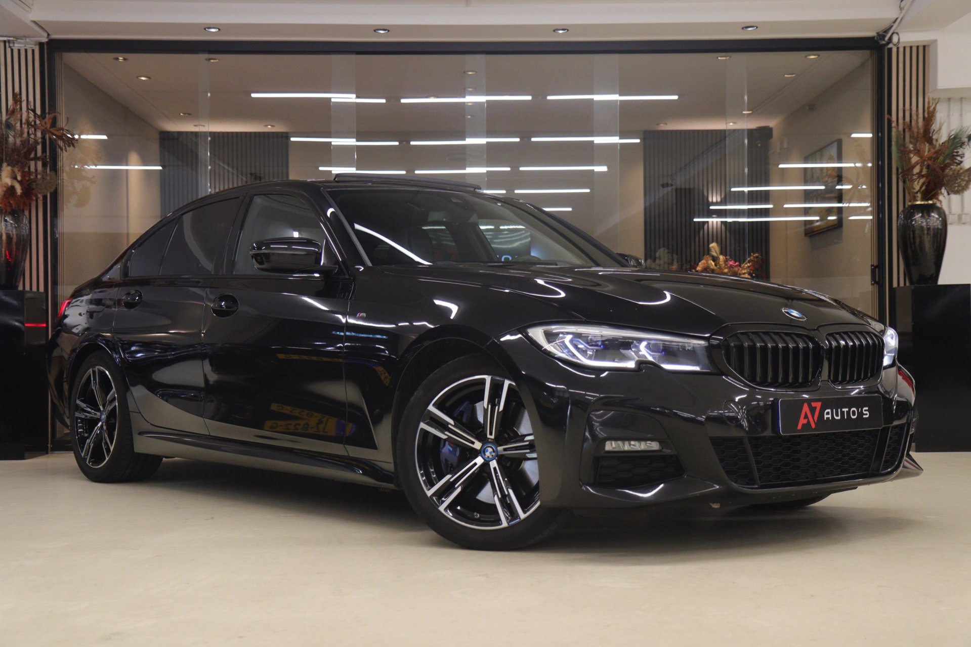 Foto van BMW 330i