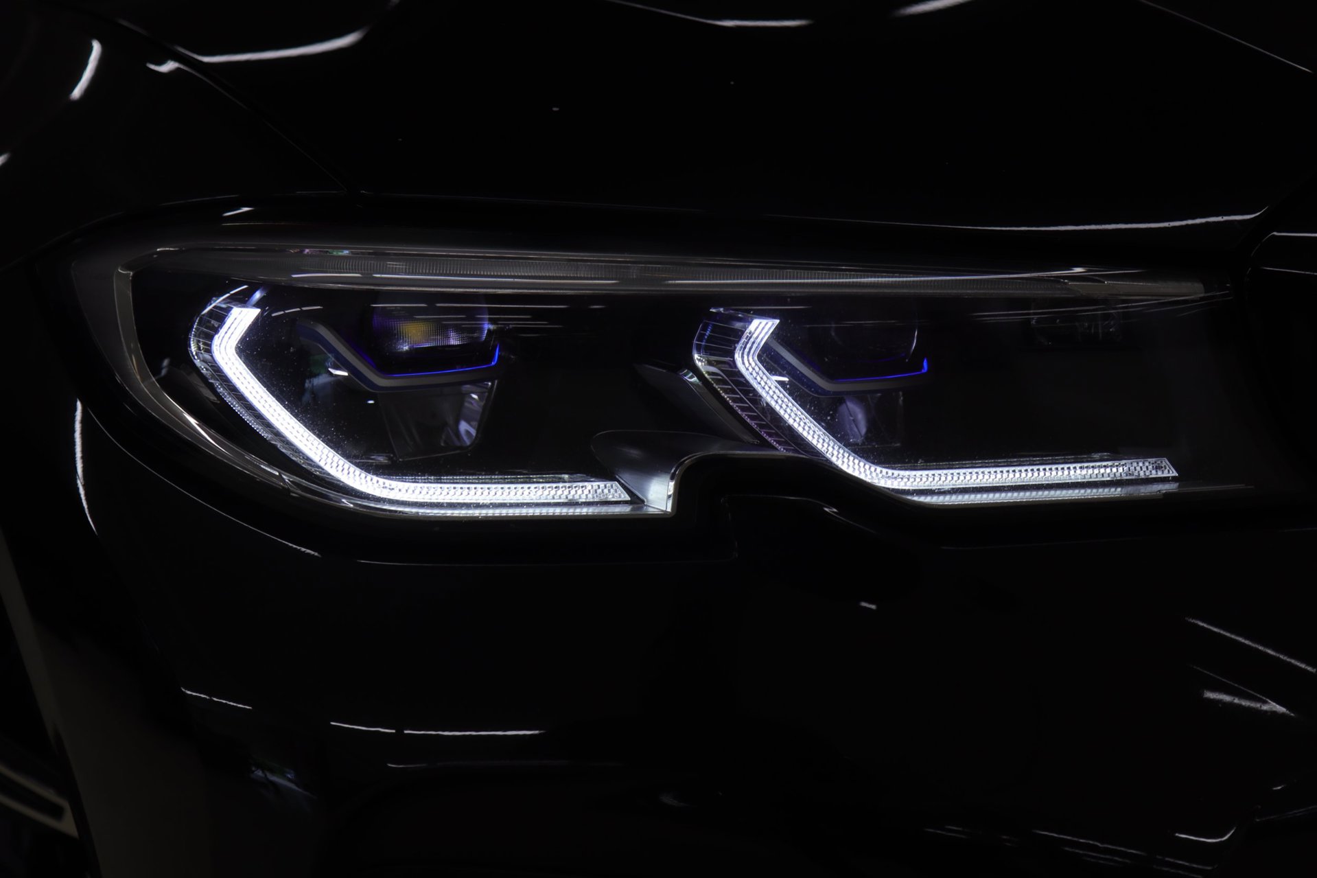 Foto van BMW 330i