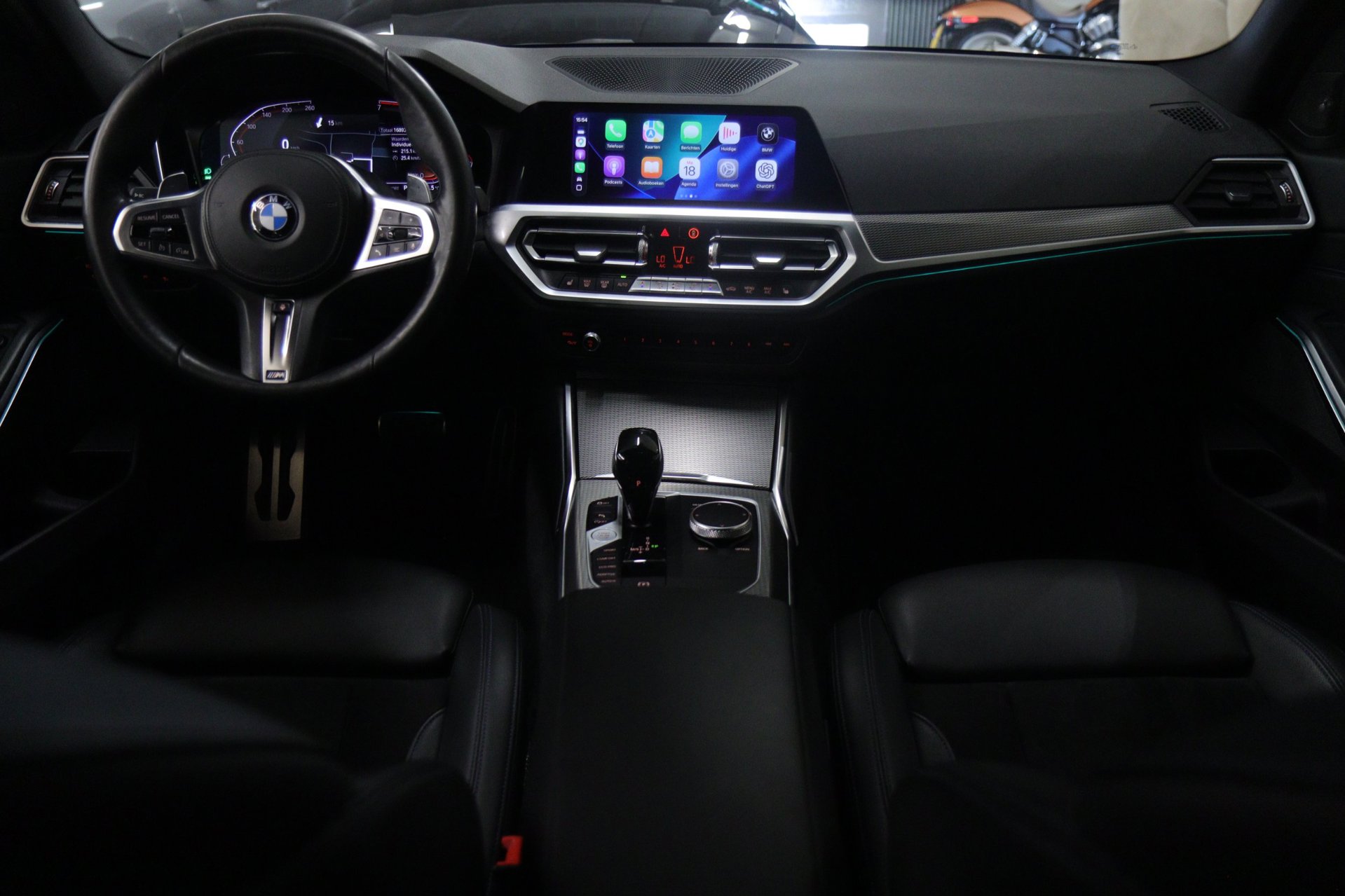 Foto van BMW 330i