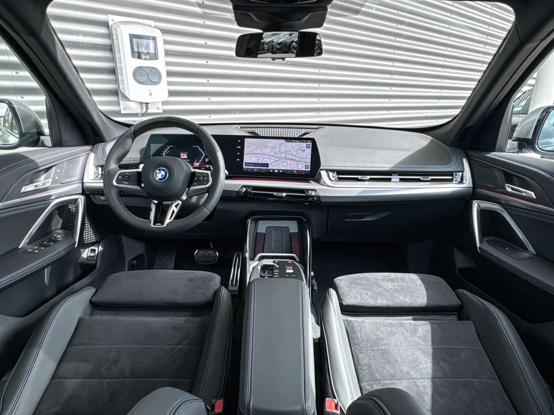Foto van BMW X1 Xdrive25e