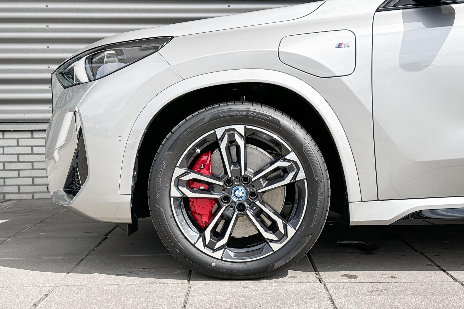 Foto van BMW X1 Xdrive25e