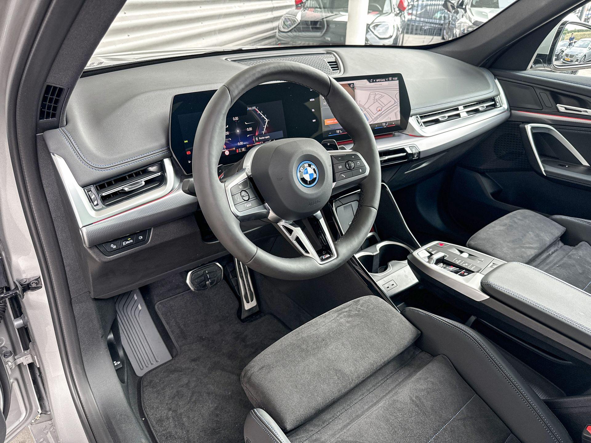 Foto van BMW X1 Xdrive25e