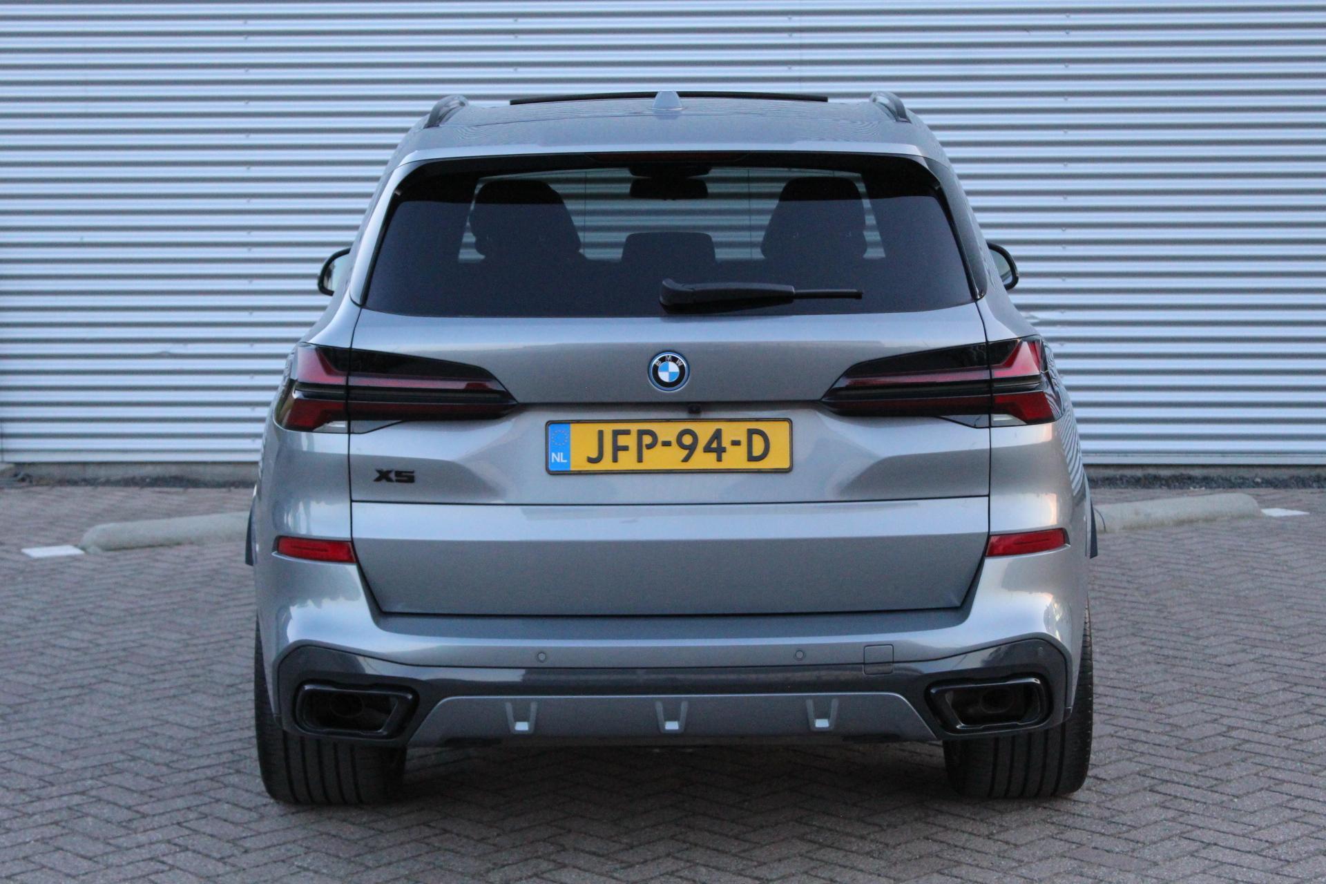 Foto van BMW X5 Xdrive50e