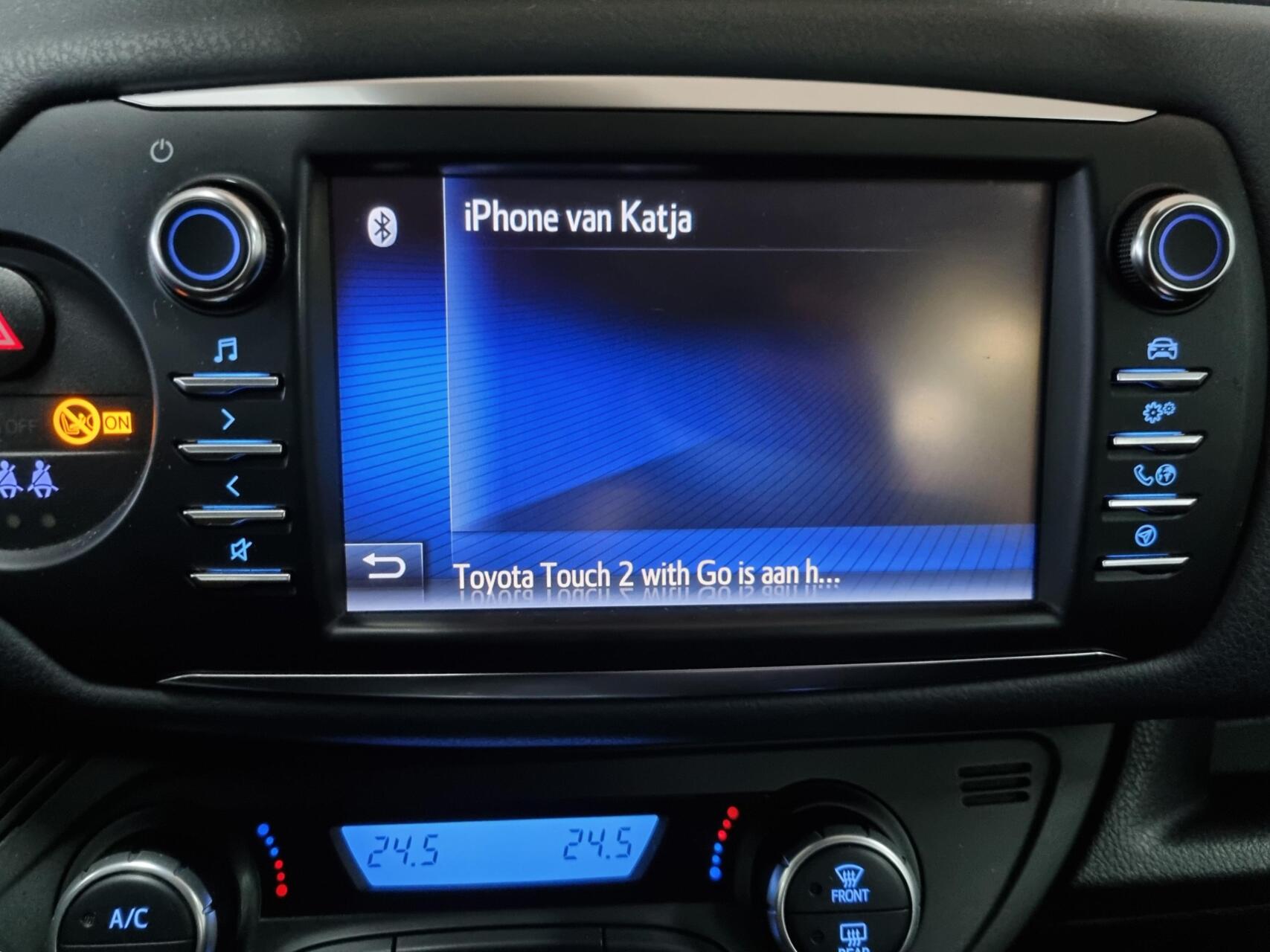 Foto van Toyota Toyota Yaris Hybrid