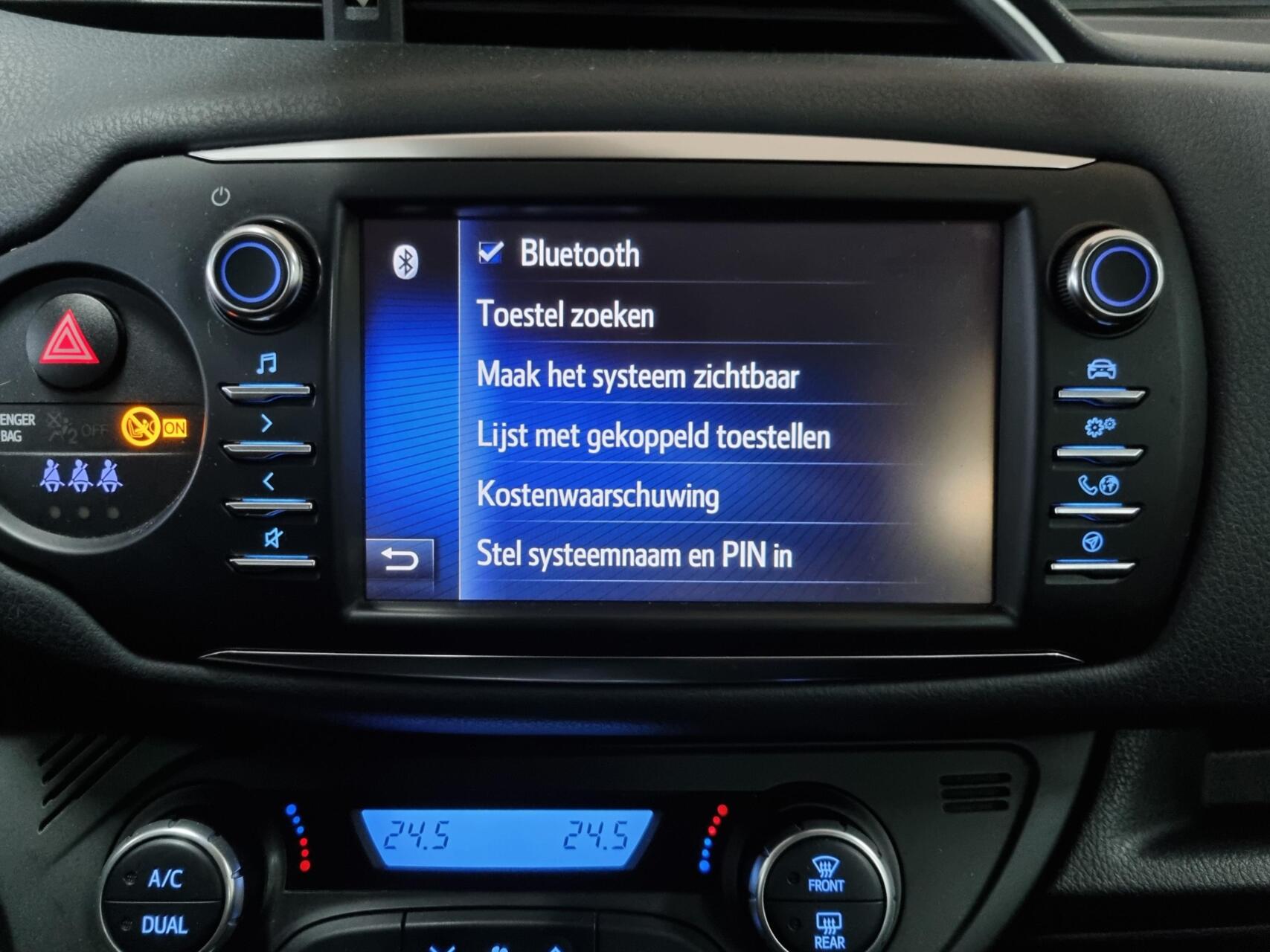 Foto van Toyota Toyota Yaris Hybrid