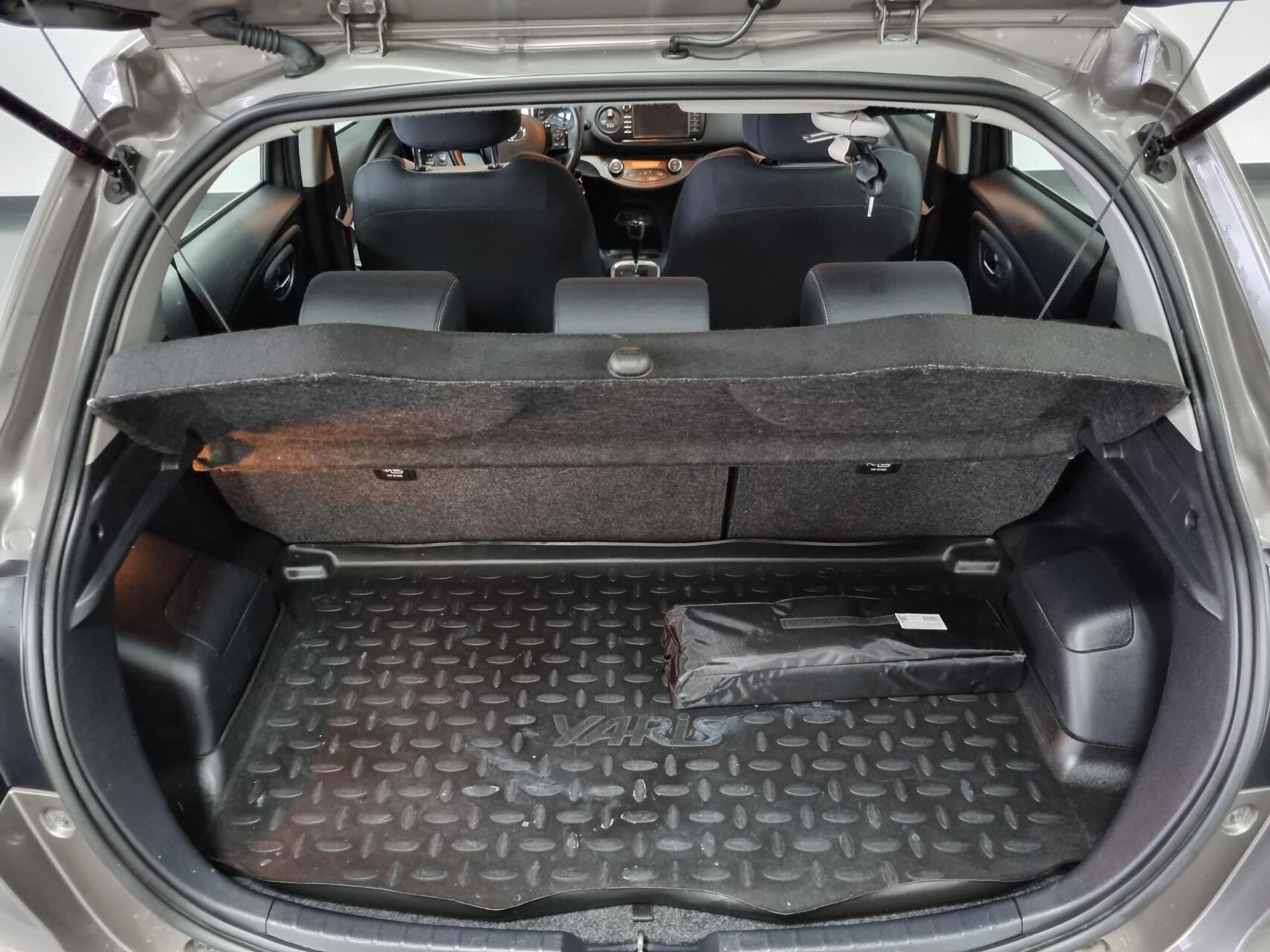 Foto van Toyota Toyota Yaris Hybrid
