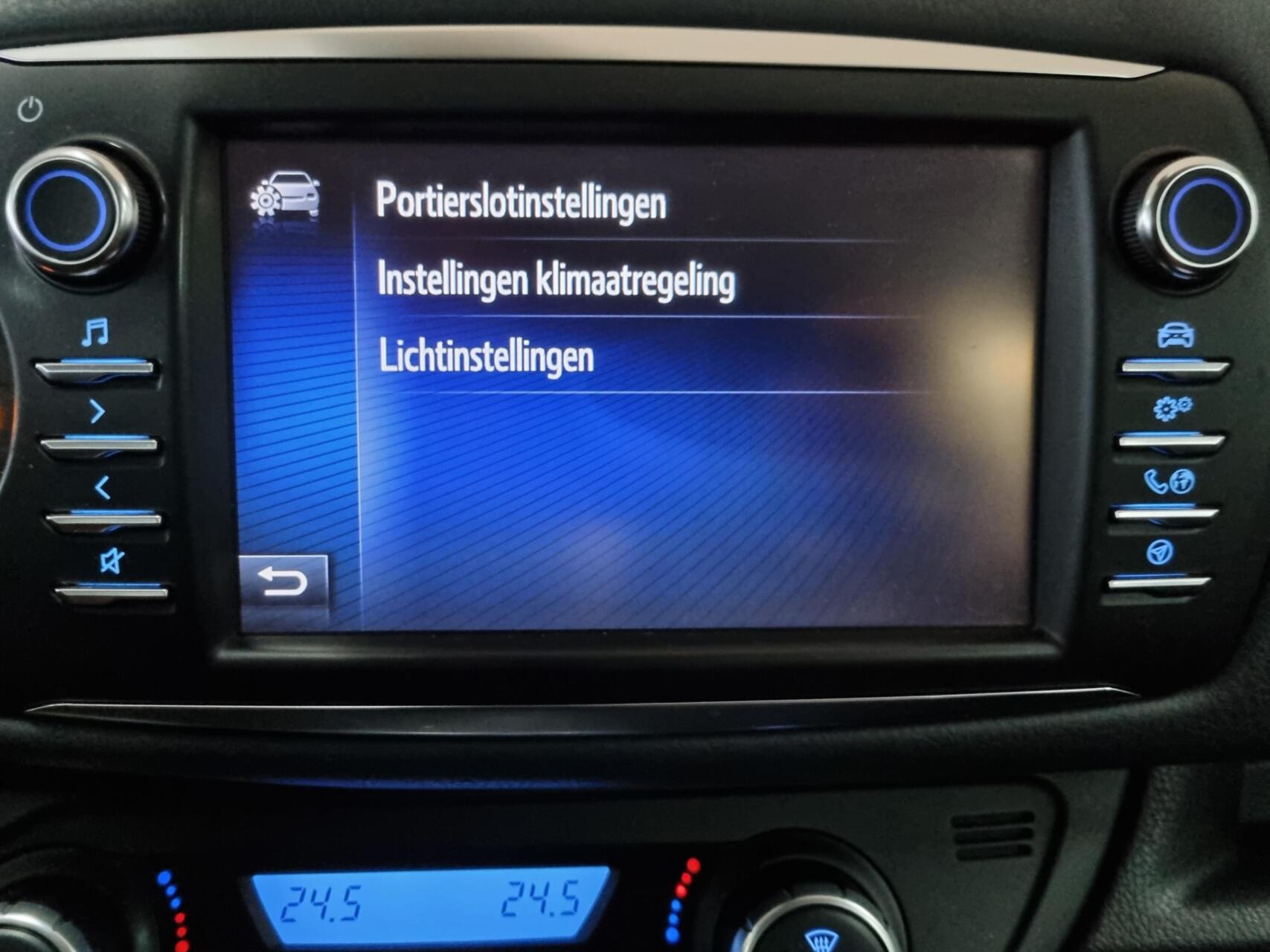 Foto van Toyota Toyota Yaris Hybrid