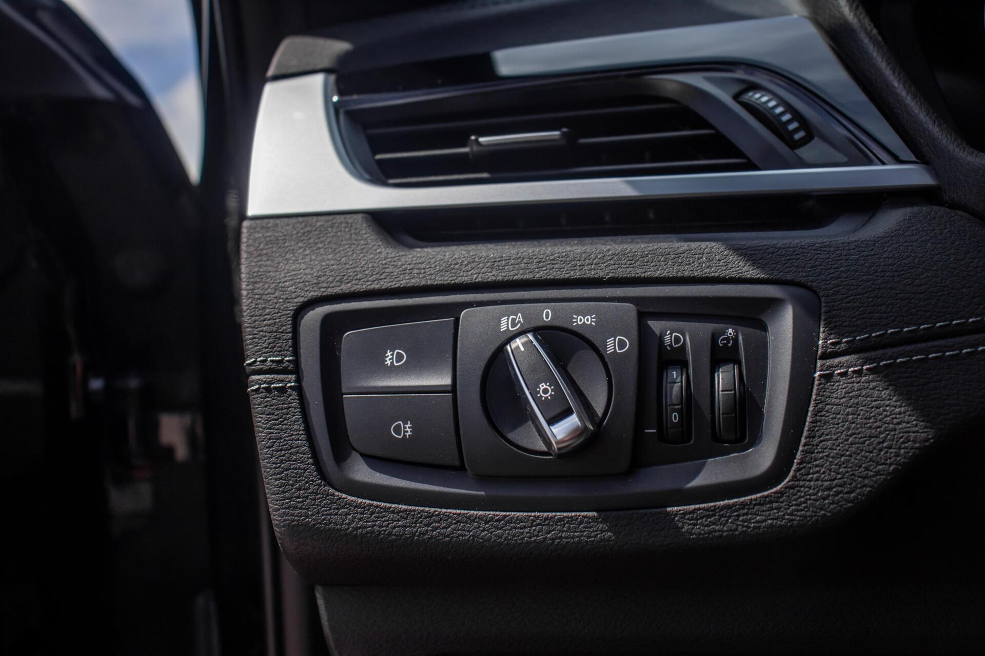 Foto van BMW X1 Xdrive25e