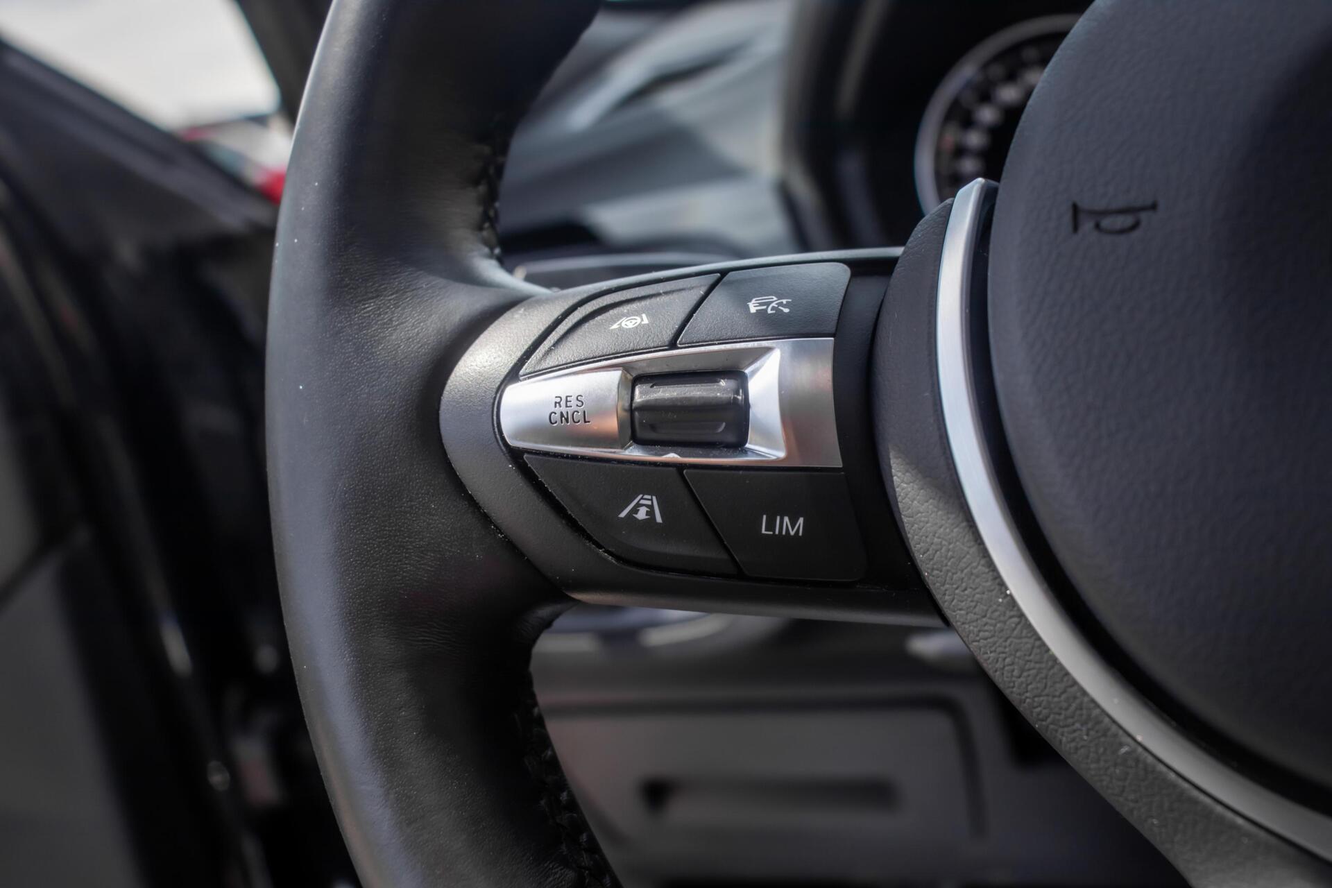Foto van BMW X1 Xdrive25e