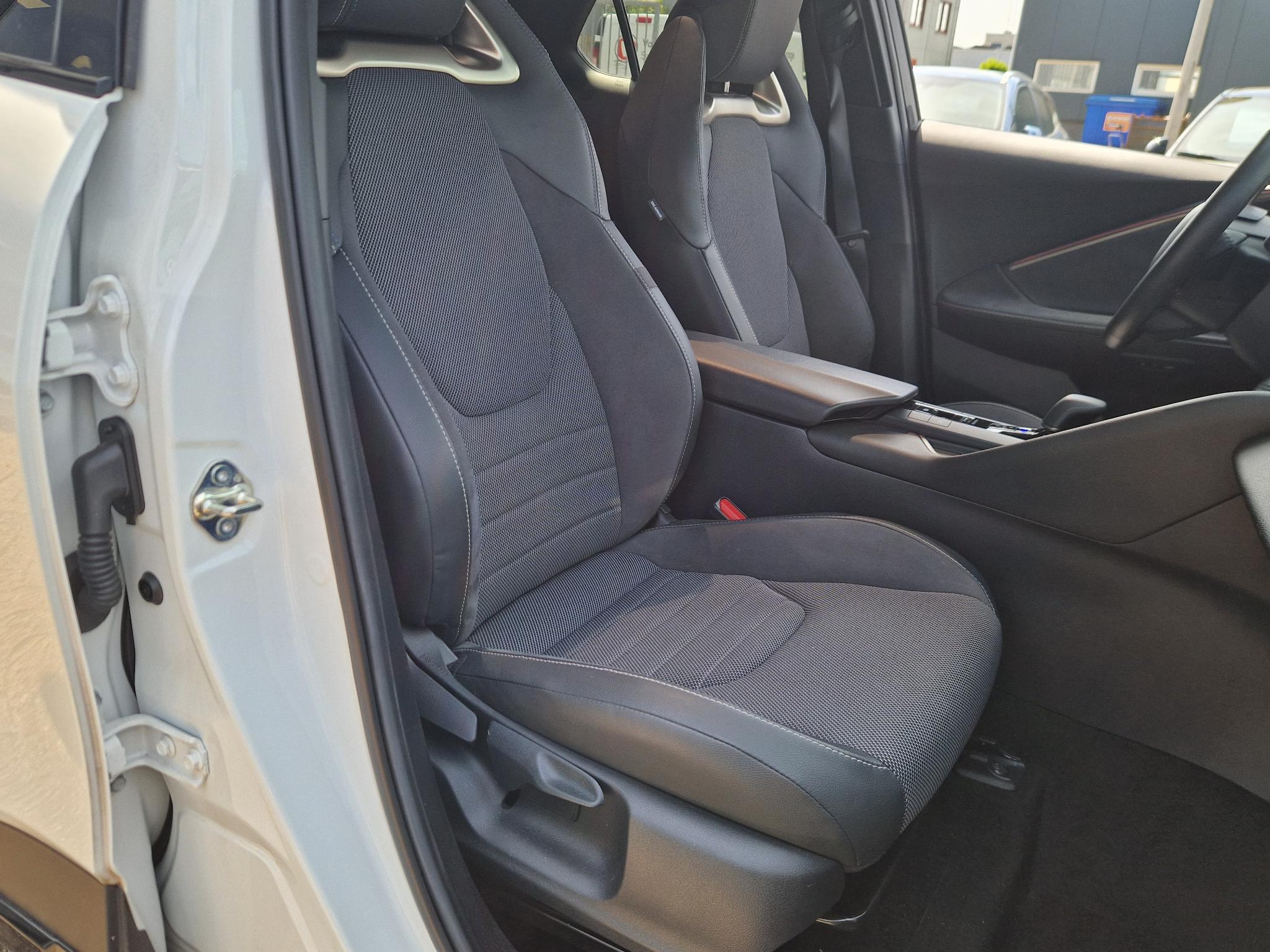 Foto van Toyota Toyota C-hr