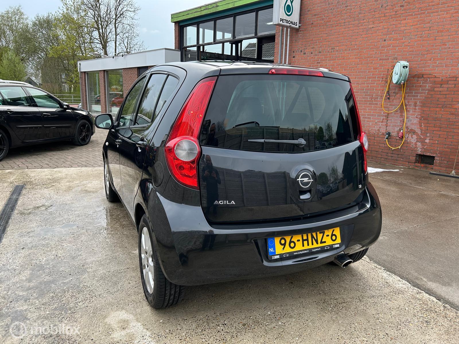 Foto van Opel Agila