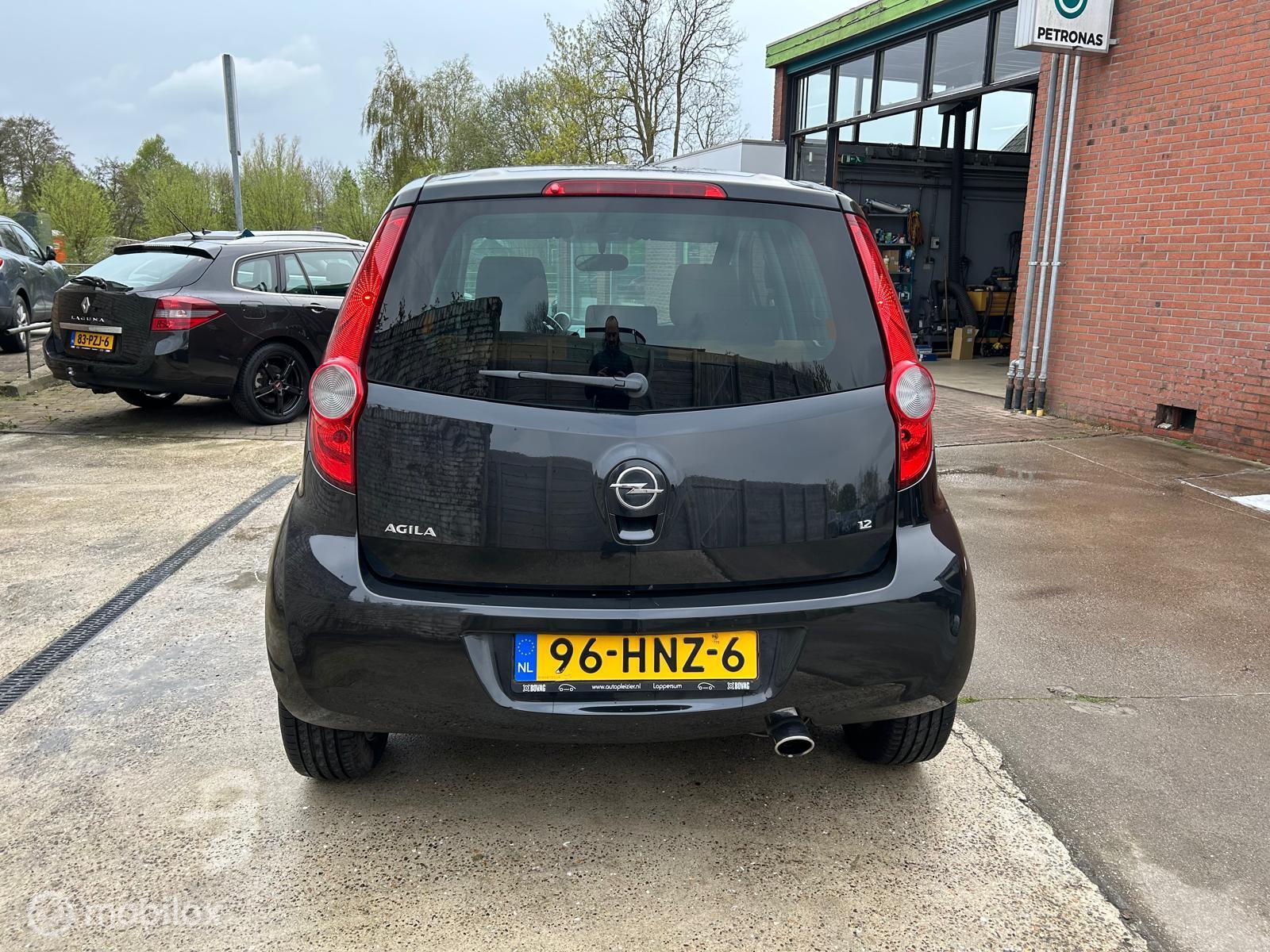 Foto van Opel Agila