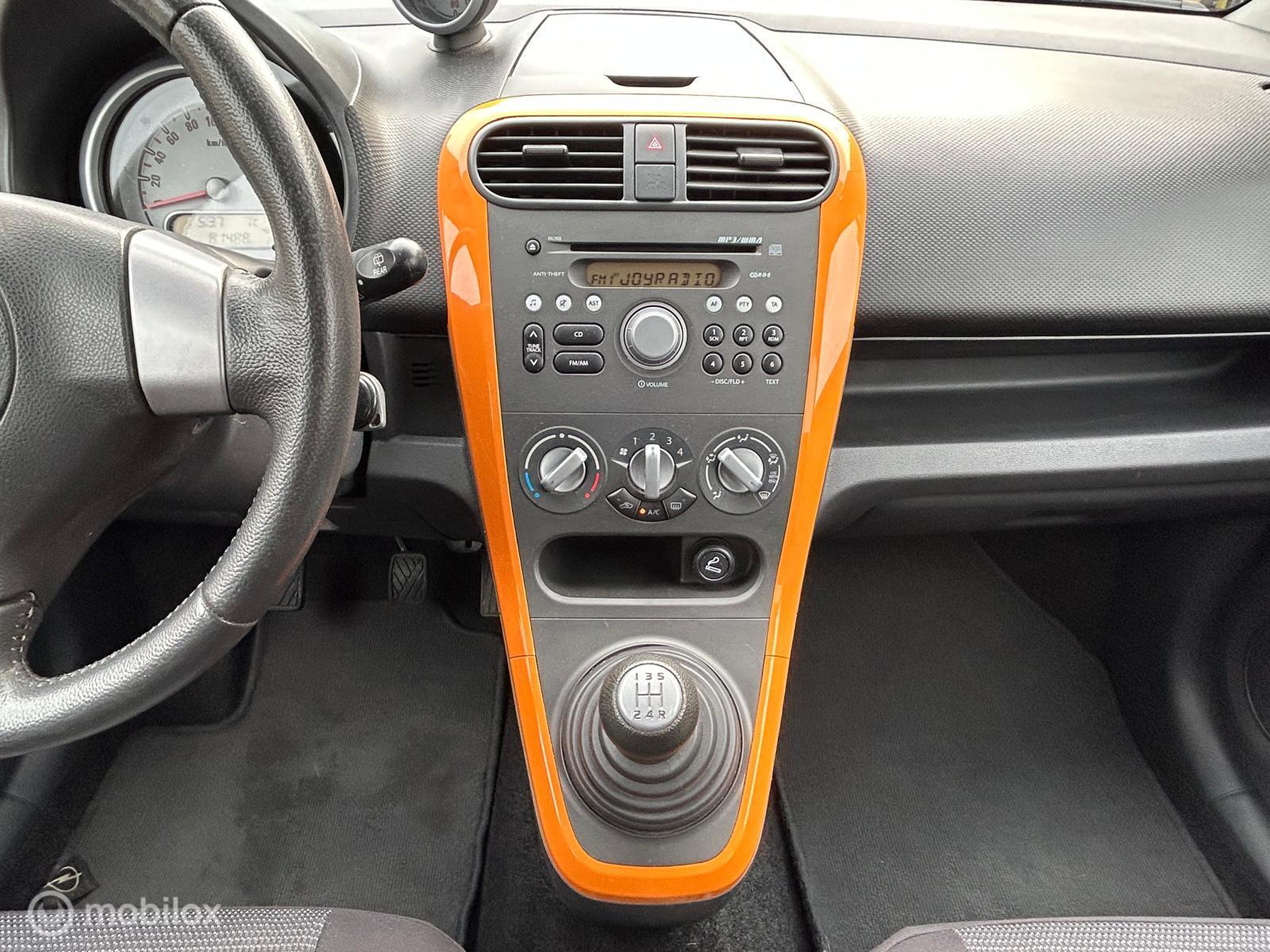 Foto van Opel Agila