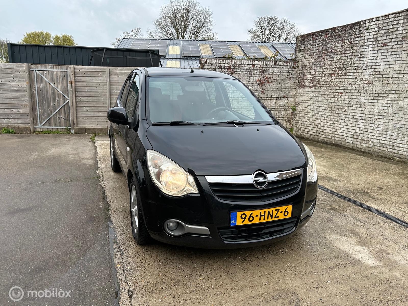 Foto van Opel Agila