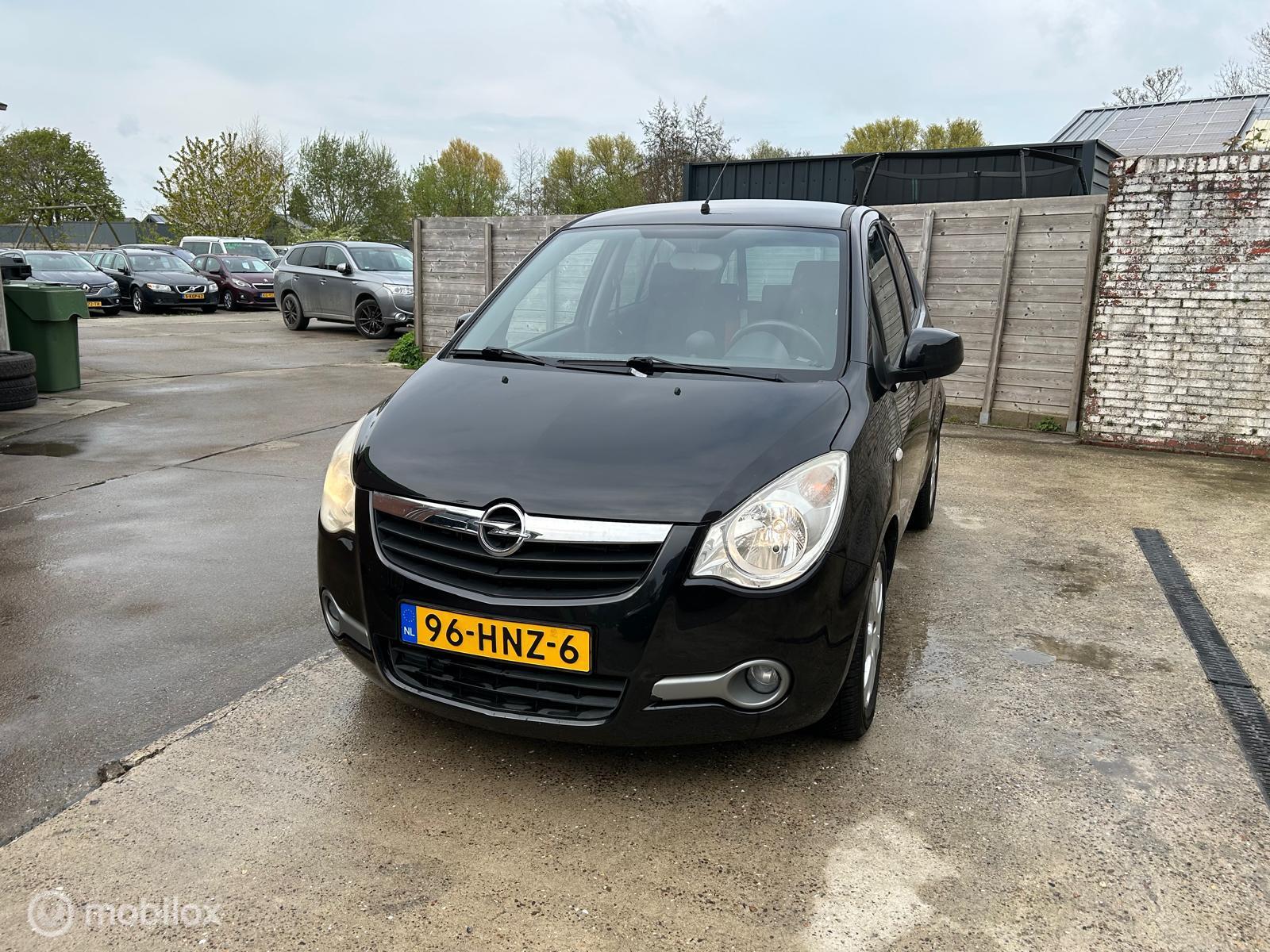 Foto van Opel Agila