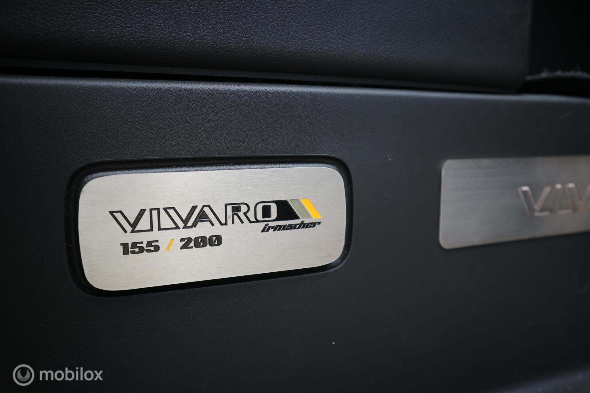 Foto van Opel Vivaro-b