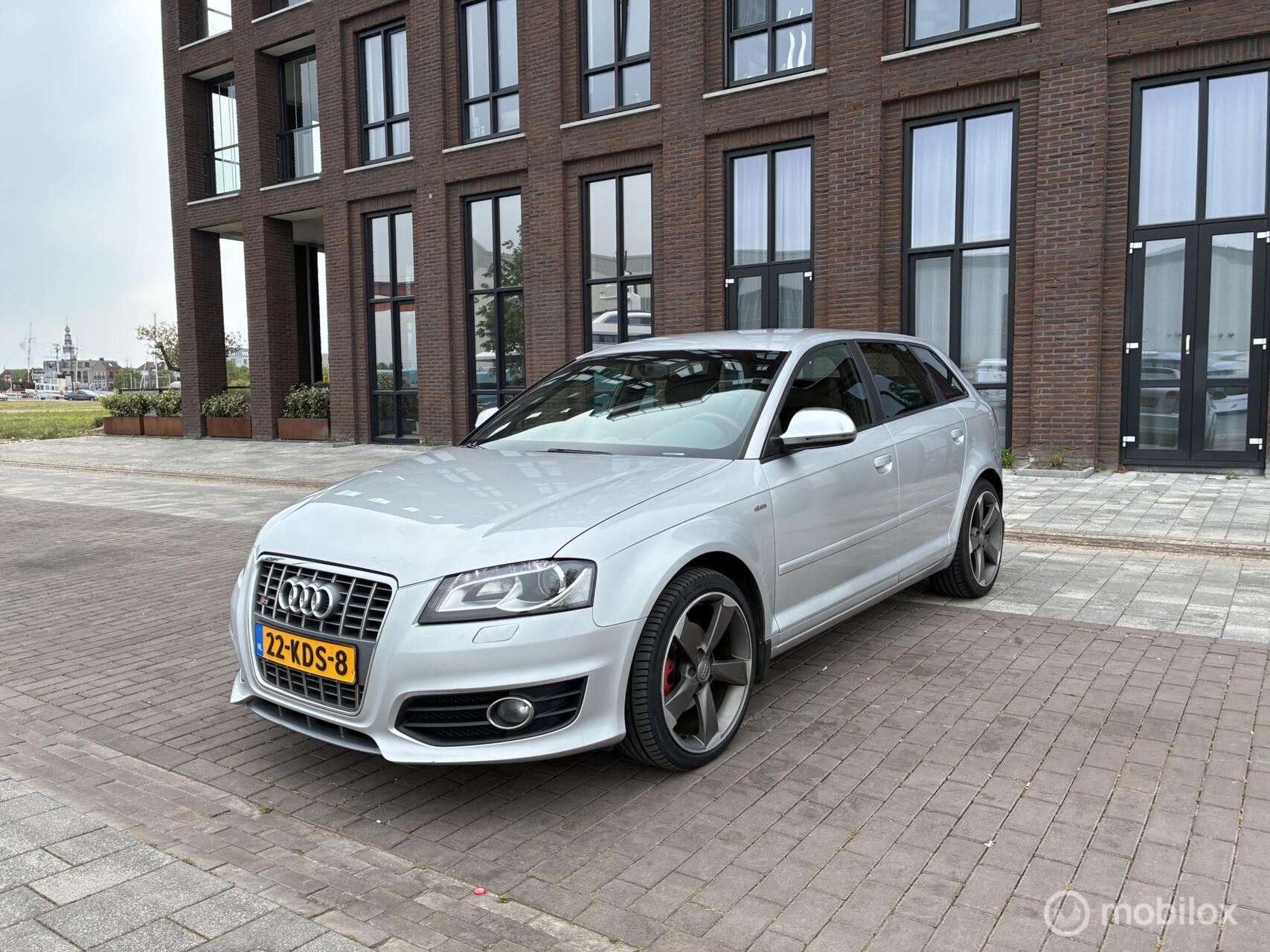 Audi Audi A3 1.4 TFSI S-Line Xenon Led Automaat 2009 - voorkant