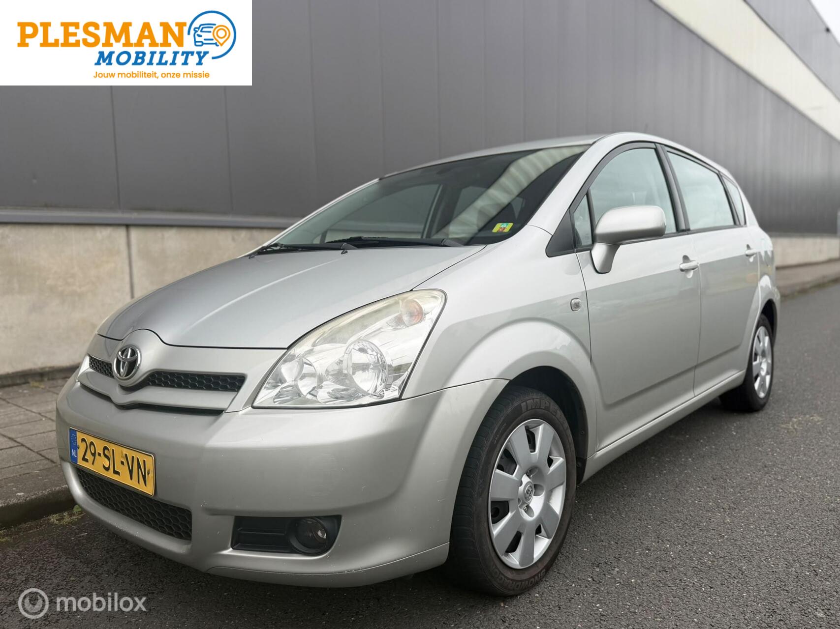 Foto van TOYOTA TOYOTA COROLLA VERSO
