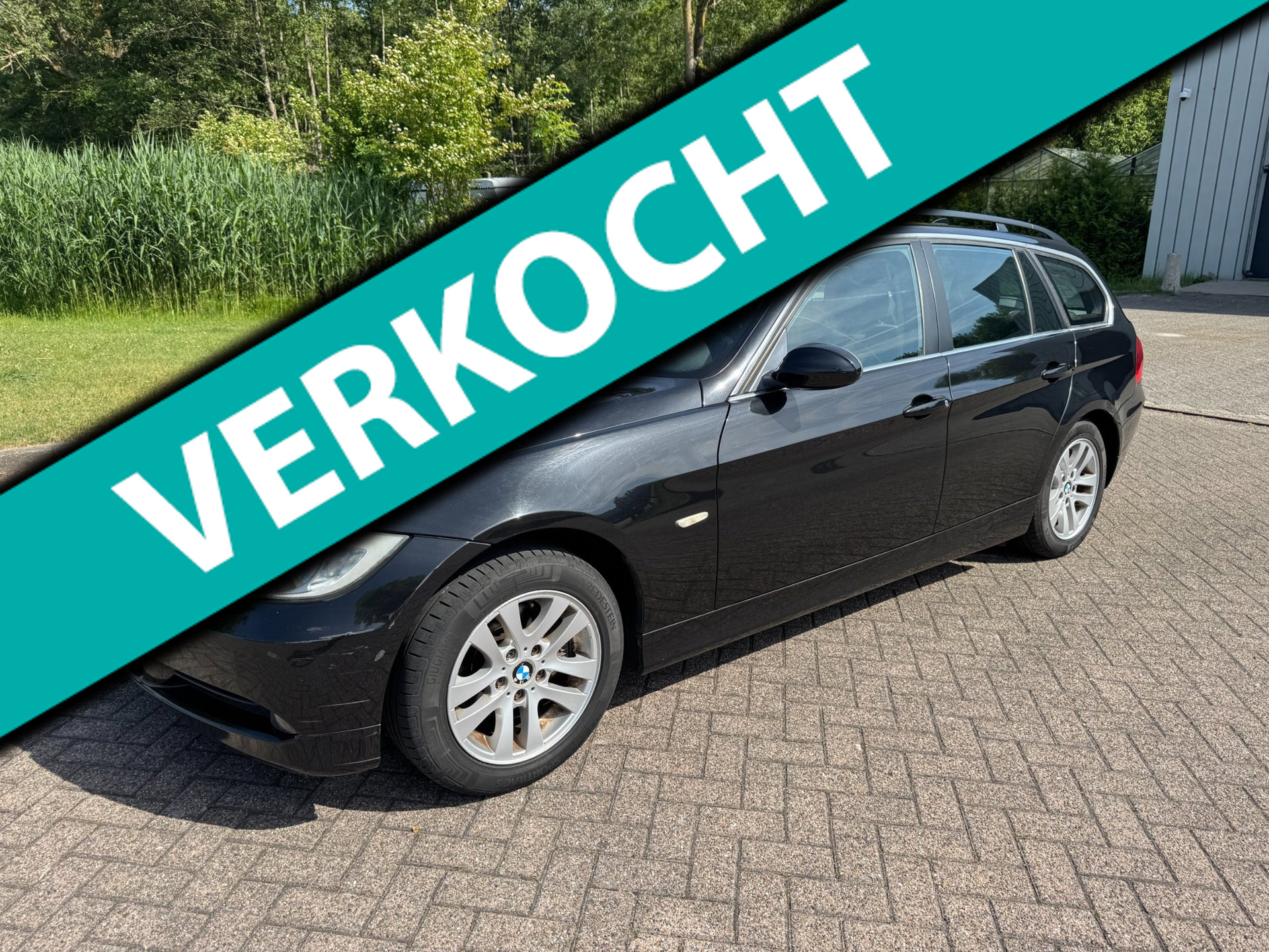 BMW 3er Reihe 325i High Executive/CLIMA/NAVI/STOELVERWARMING/PARKEERSENSOR/BLEUTOOTH 2006 - voorkant