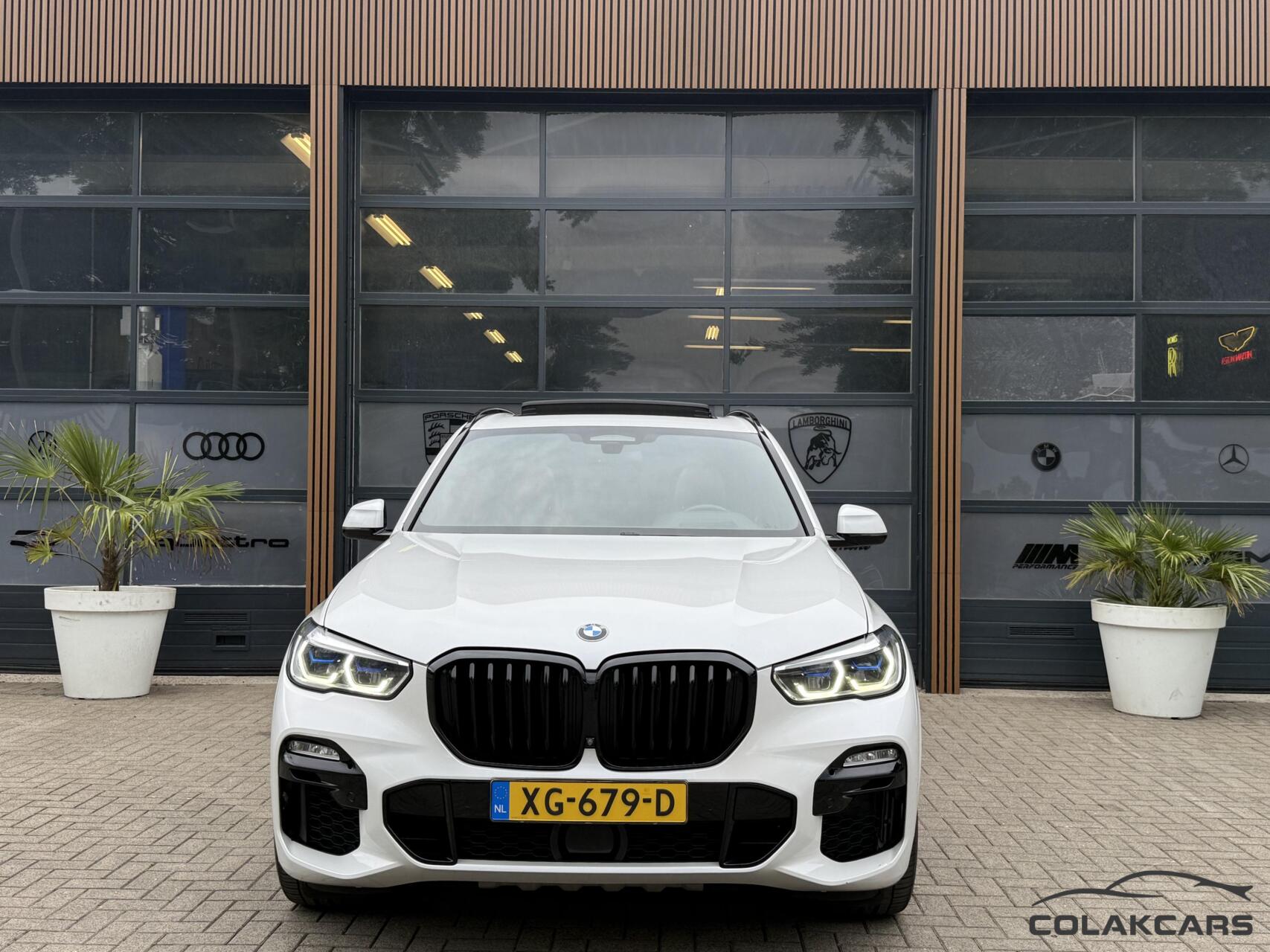 Foto van BMW X5 Xdrive40i