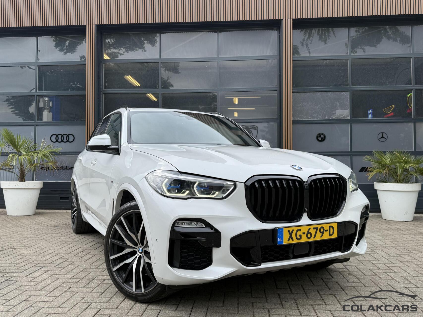Foto van BMW X5 Xdrive40i