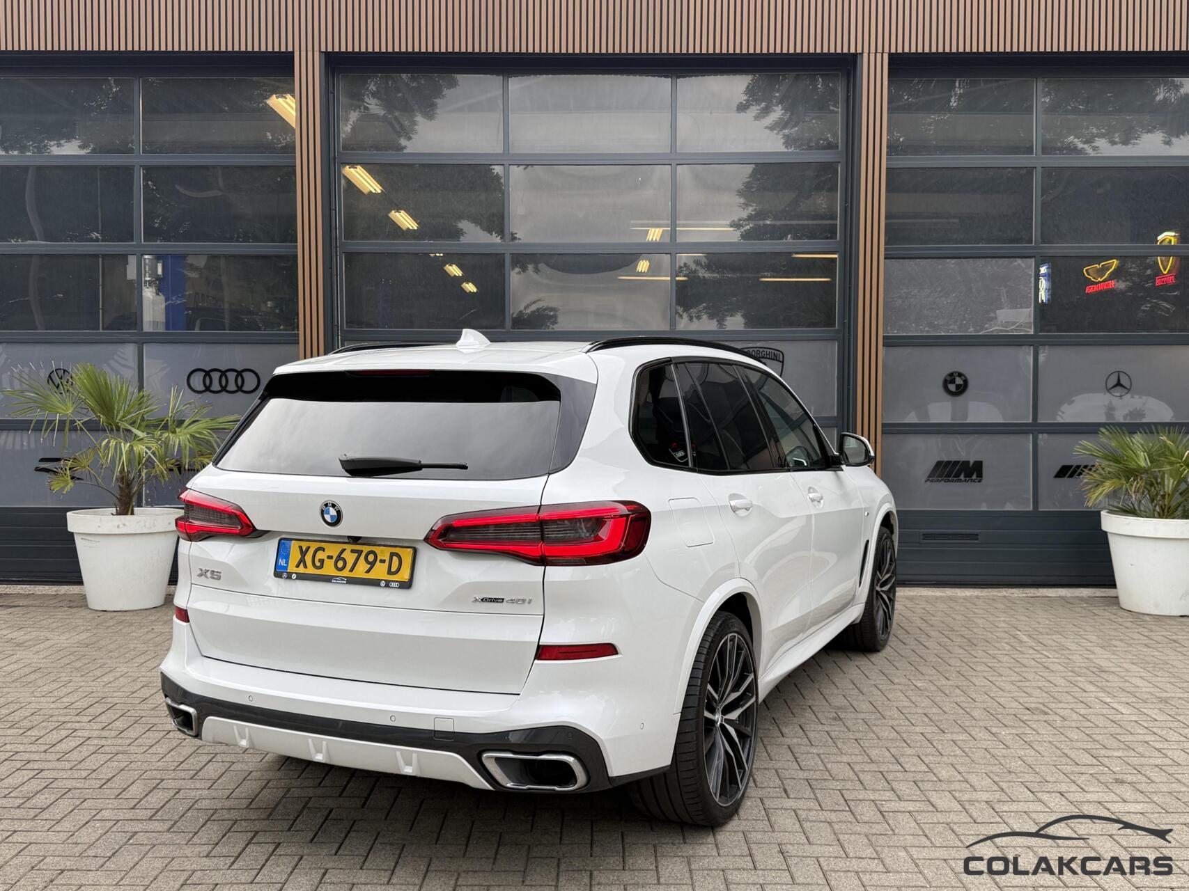 Foto van BMW X5 Xdrive40i