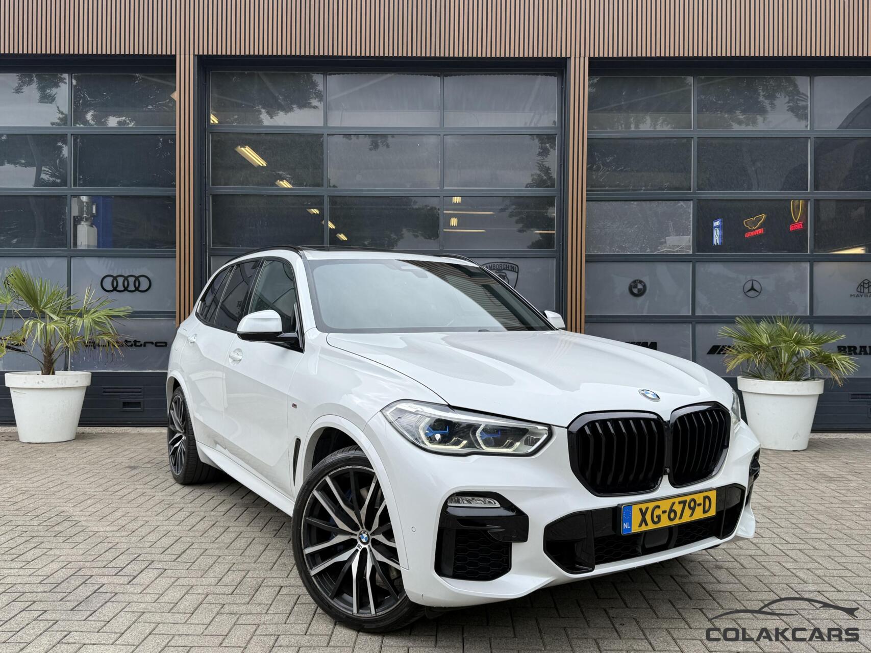 Foto van BMW X5 Xdrive40i