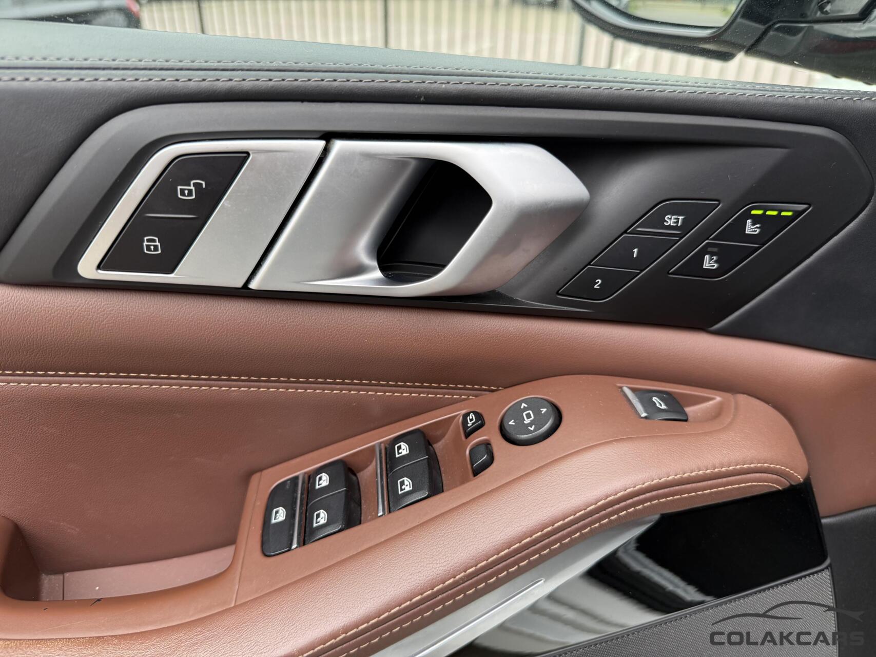 Foto van BMW X5 Xdrive40i