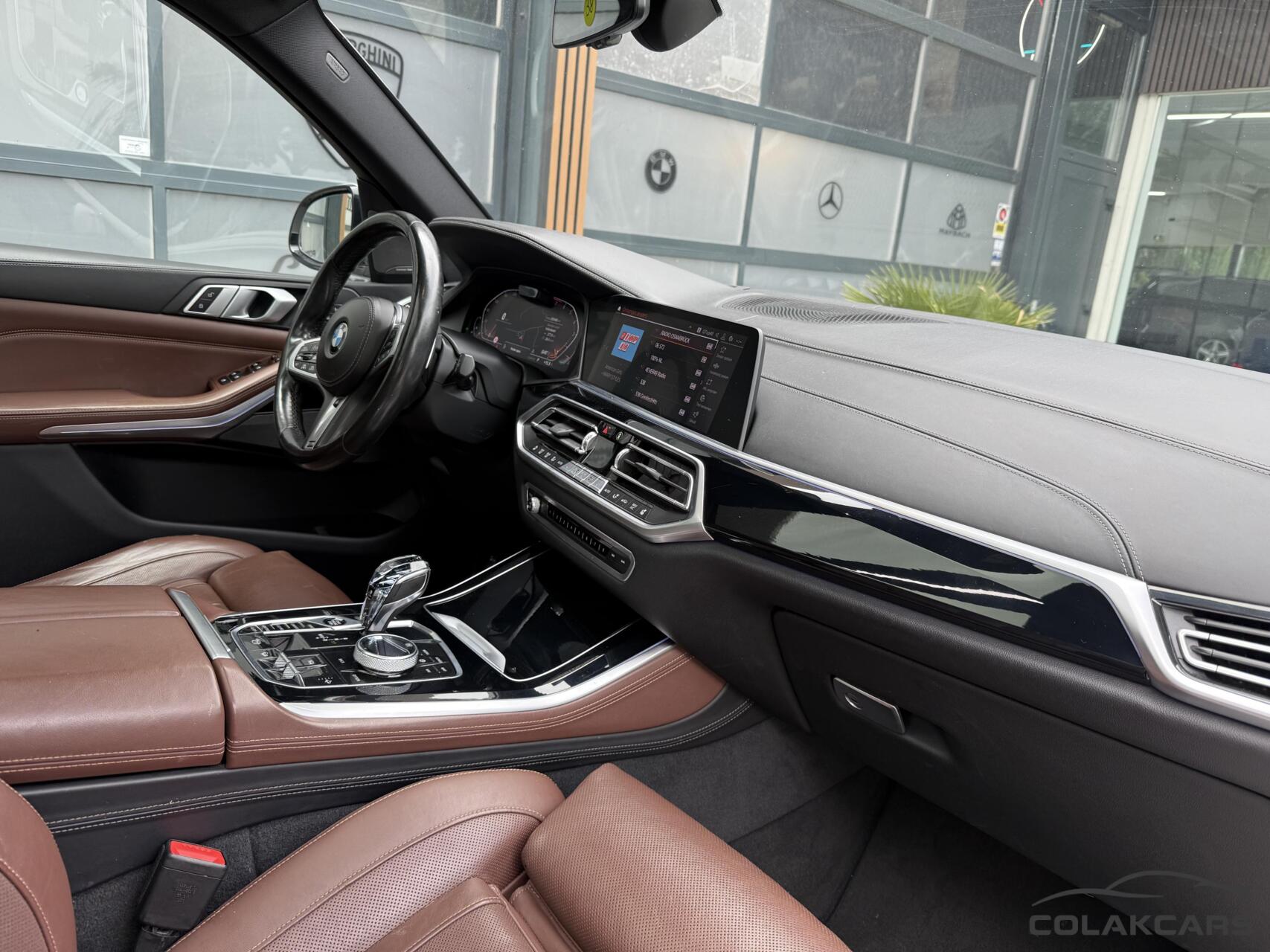 Foto van BMW X5 Xdrive40i