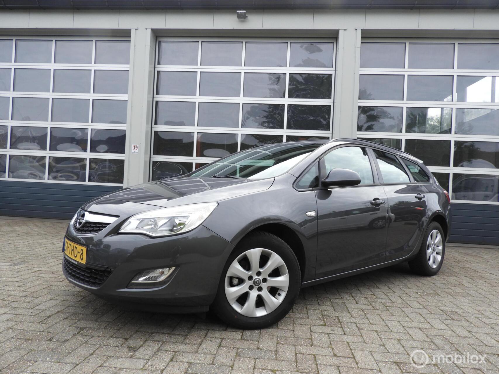 Foto van OPEL ASTRA SPORTS TOURER