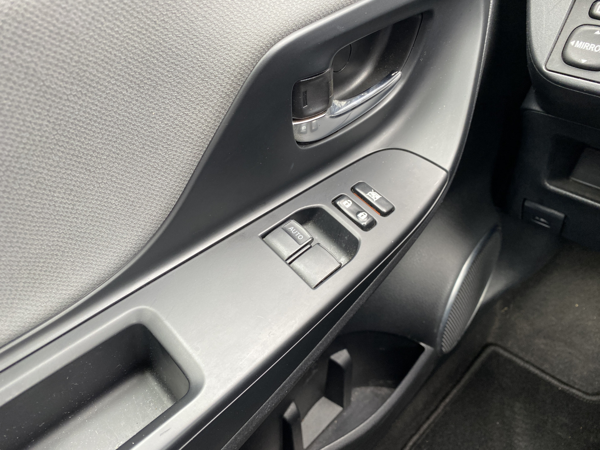 Foto van Toyota Toyota Yaris Hybrid