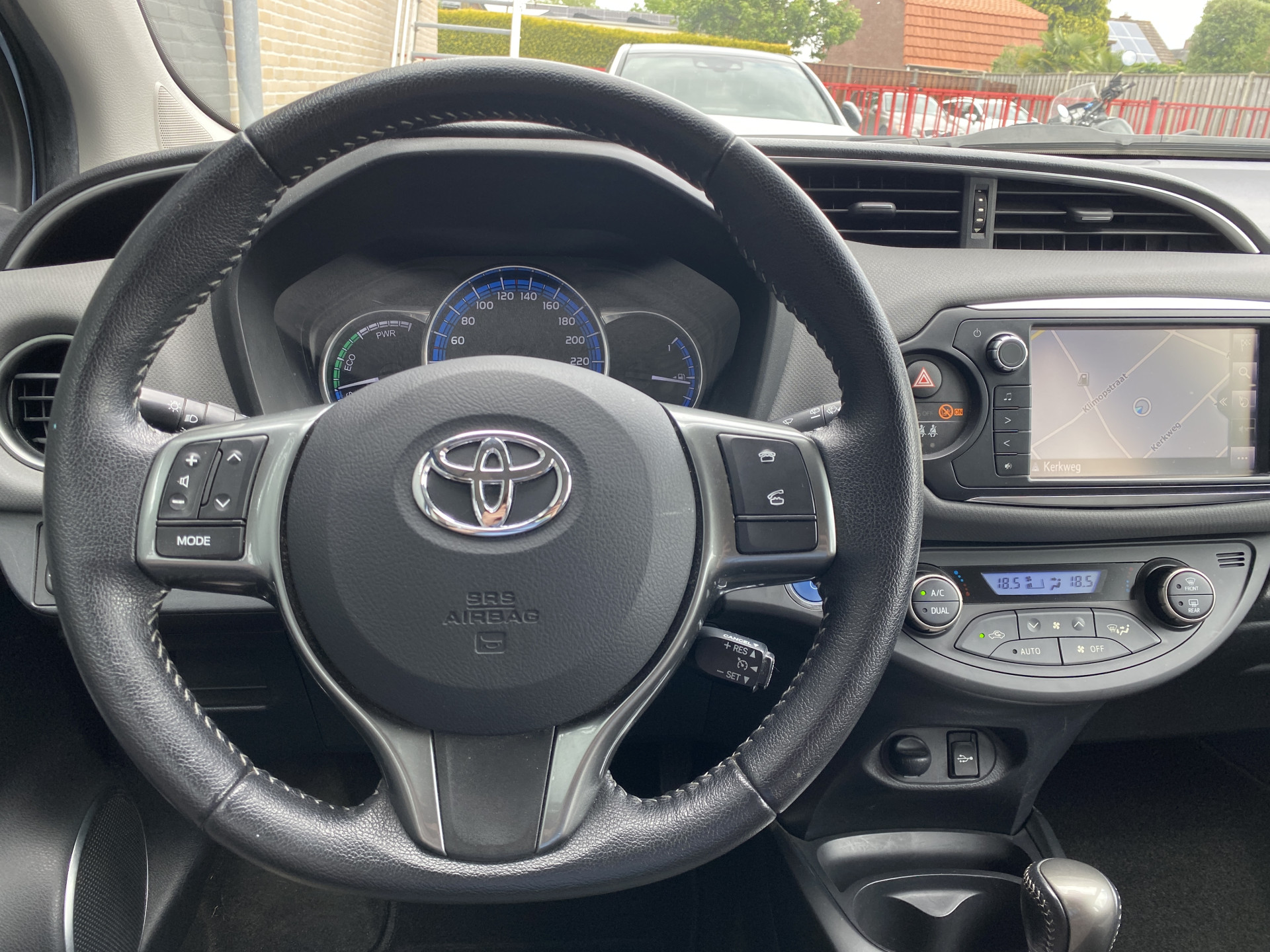 Foto van Toyota Toyota Yaris Hybrid