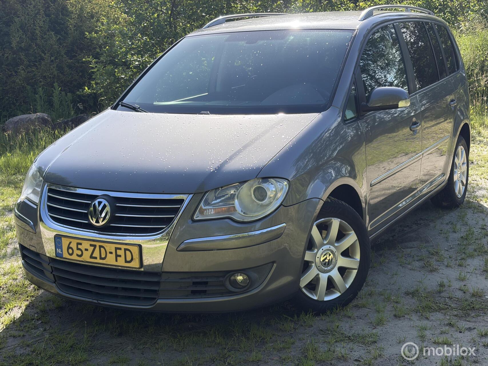 Foto van VOLKSWAGEN TOURAN