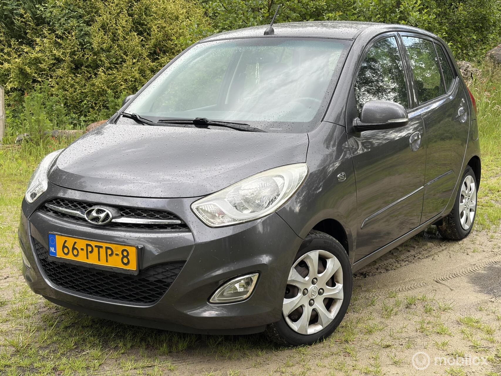 Hyundai I 10 1.1 i-Catcher 2011 - voorkant