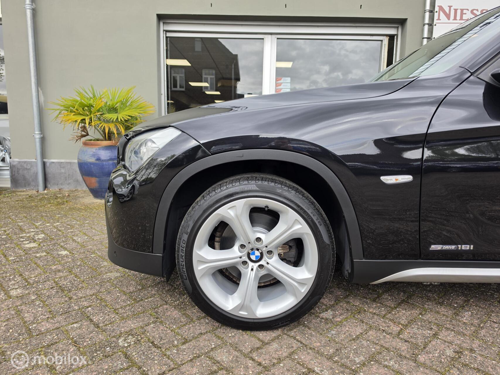 Foto van BMW X1 sDrive 18i