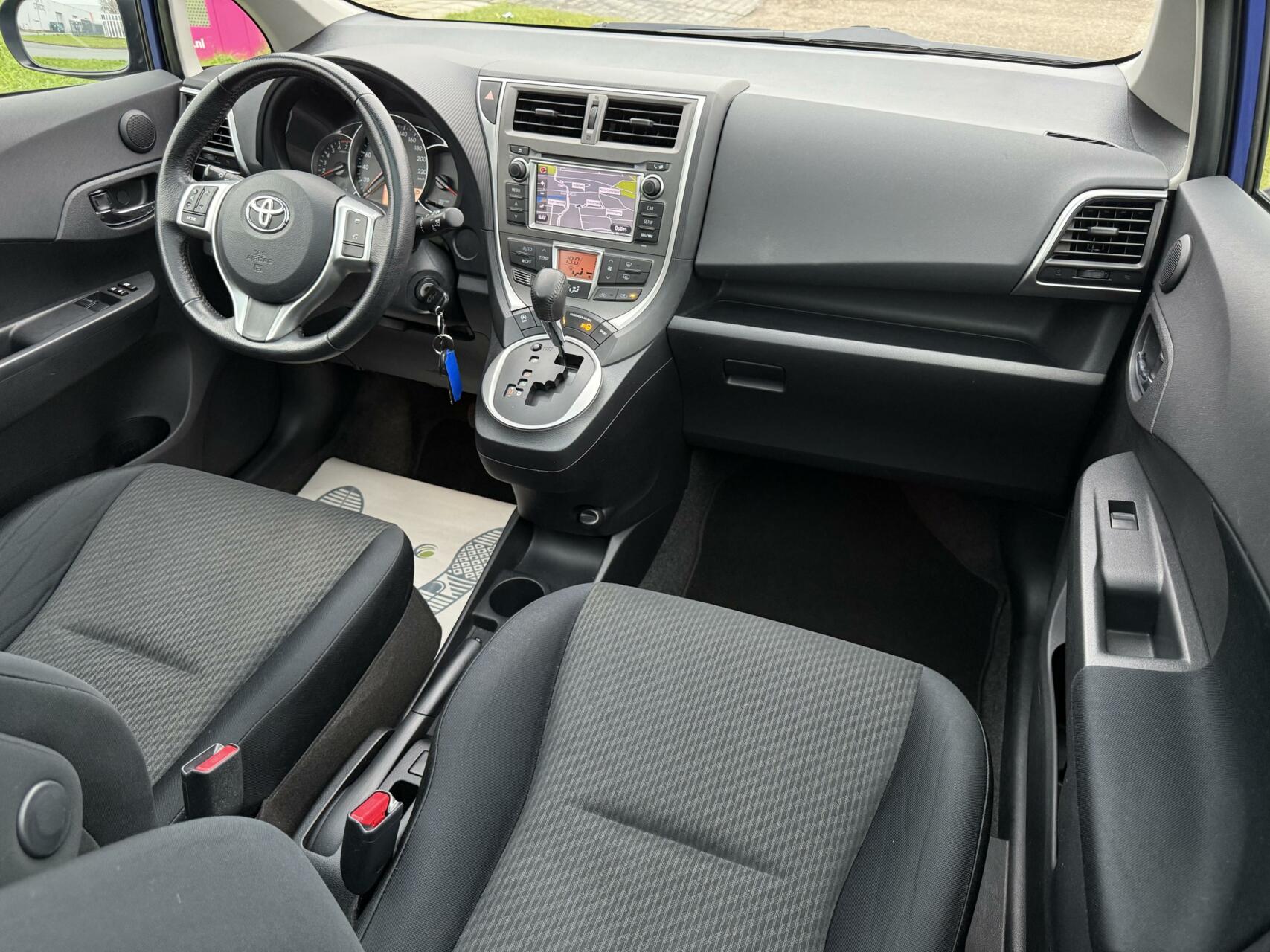 Foto van Toyota Verso-s