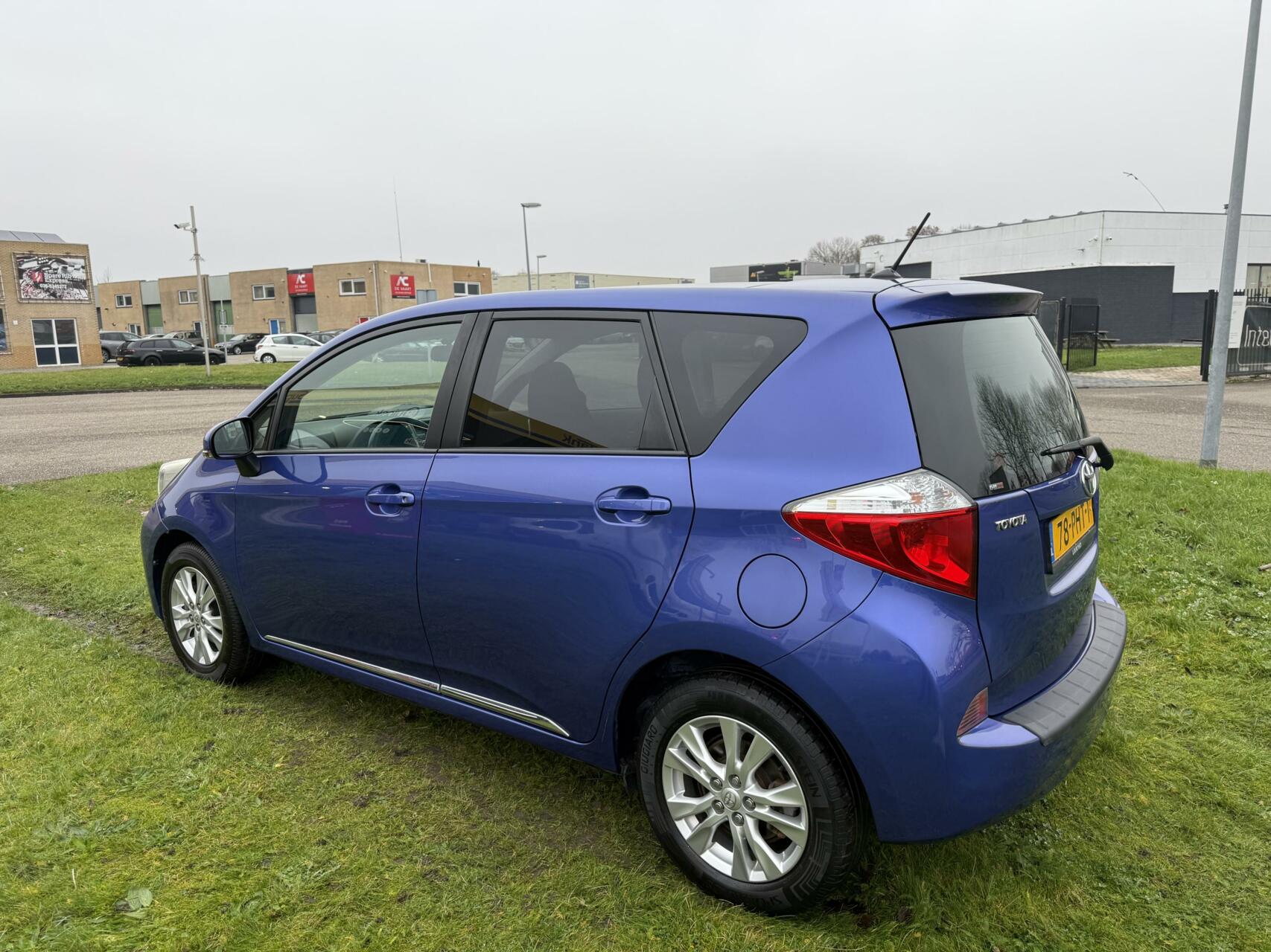 Foto van Toyota Verso-s