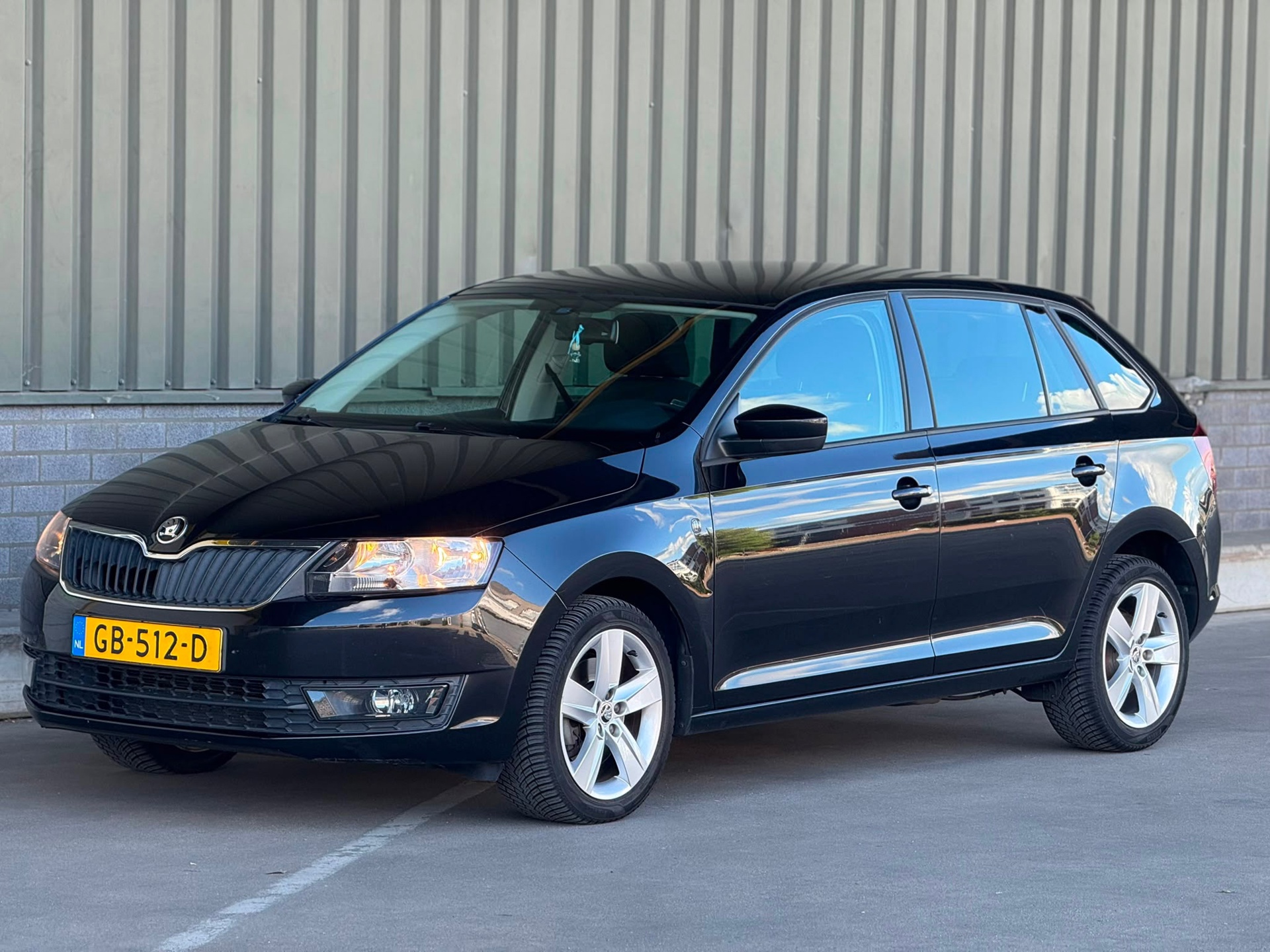 Foto van SKODA RAPID