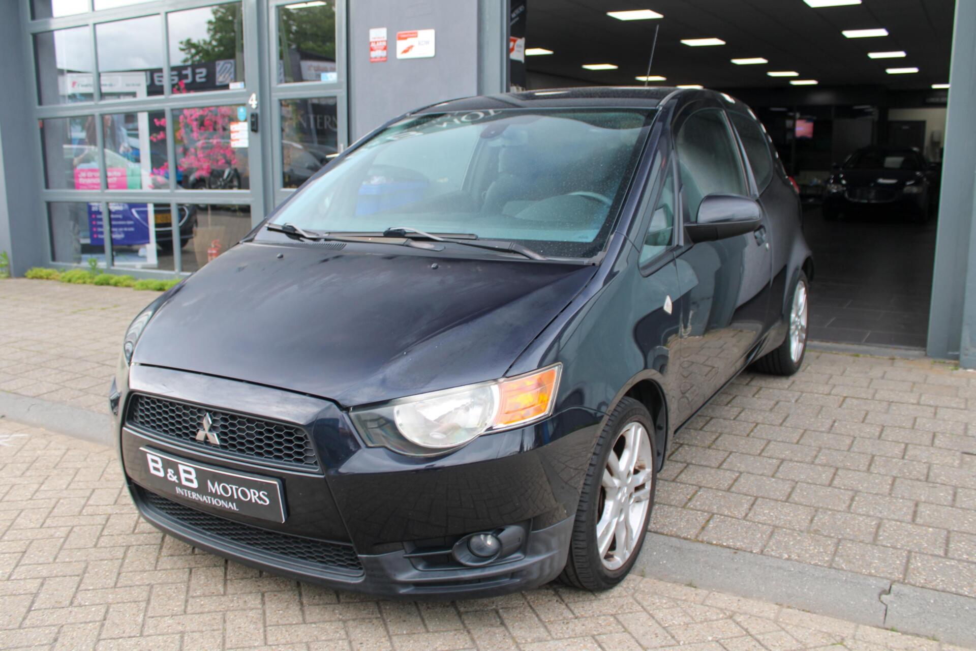 Foto van MITSUBISHI MITSUBISHI COLT