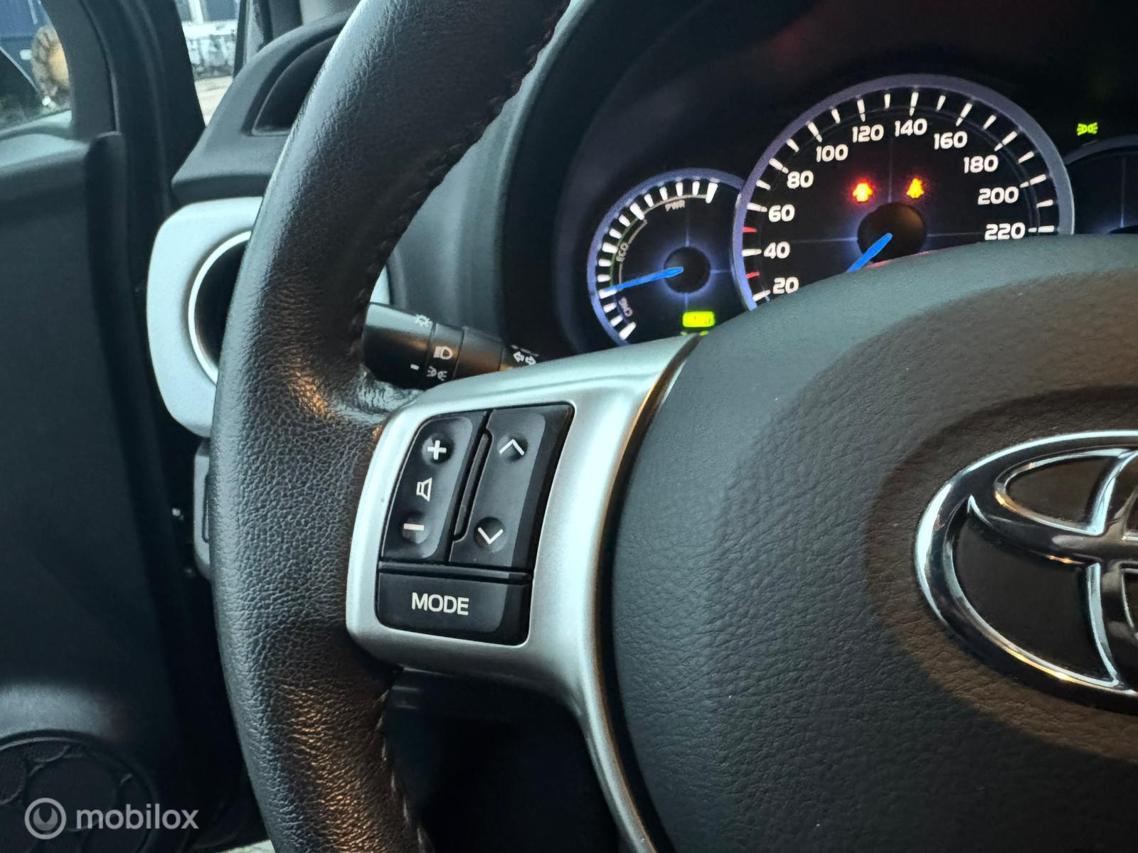 Foto van Toyota Toyota Yaris Hybrid
