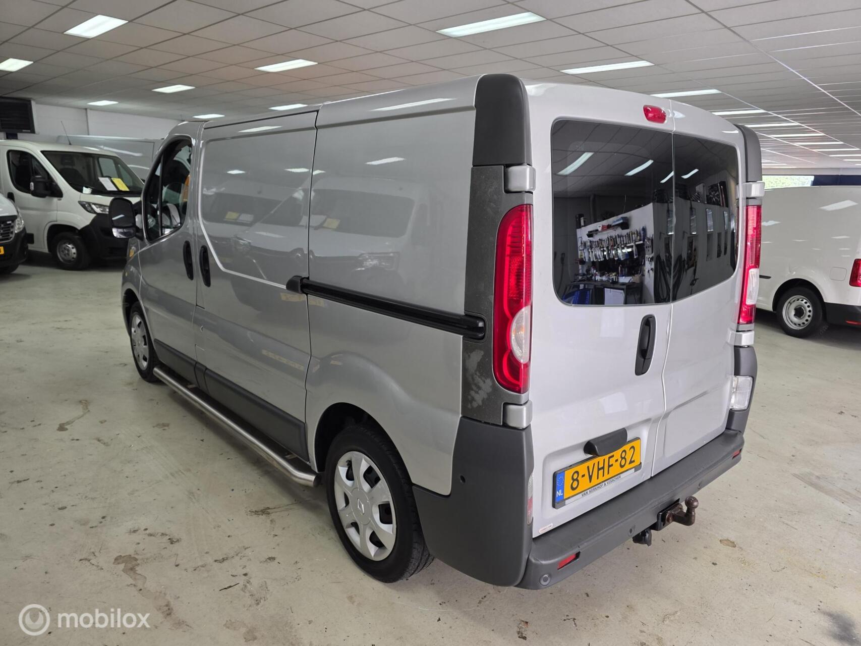 Foto van Renault Trafic T27 L1/h1 2.0 Dci 66kw E4