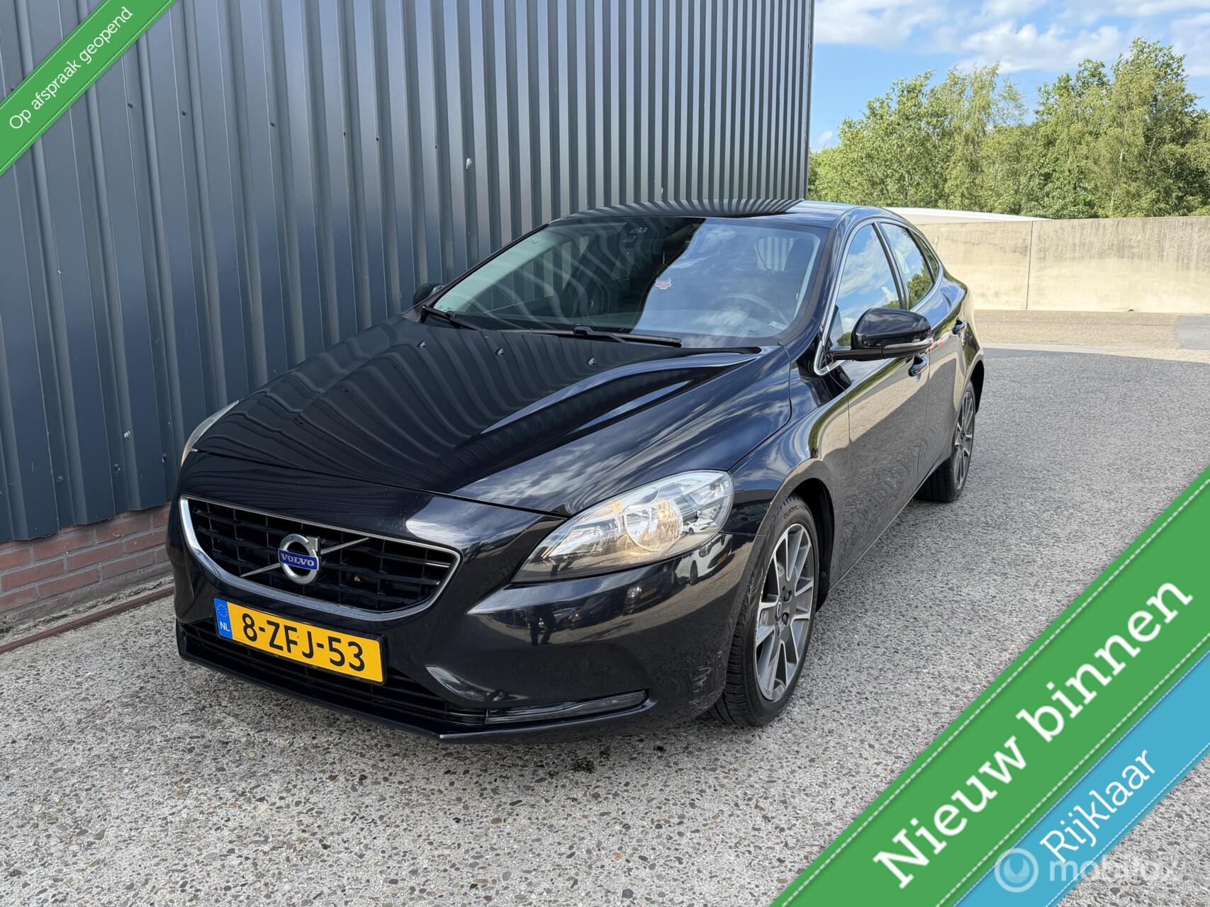 Volvo V40 2.0 D4 Summum NAP/AIRCO/LEER/STOELVERWARMING/KEYLESS 2014 - voorkant